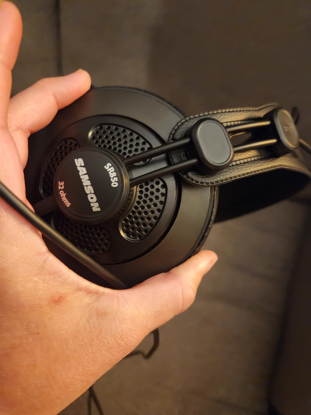 Samson SR850 Professional Studio Reference Headphones Customer Review Samson SR850 Professional Studio Reference Headphones - Customer Photo 1