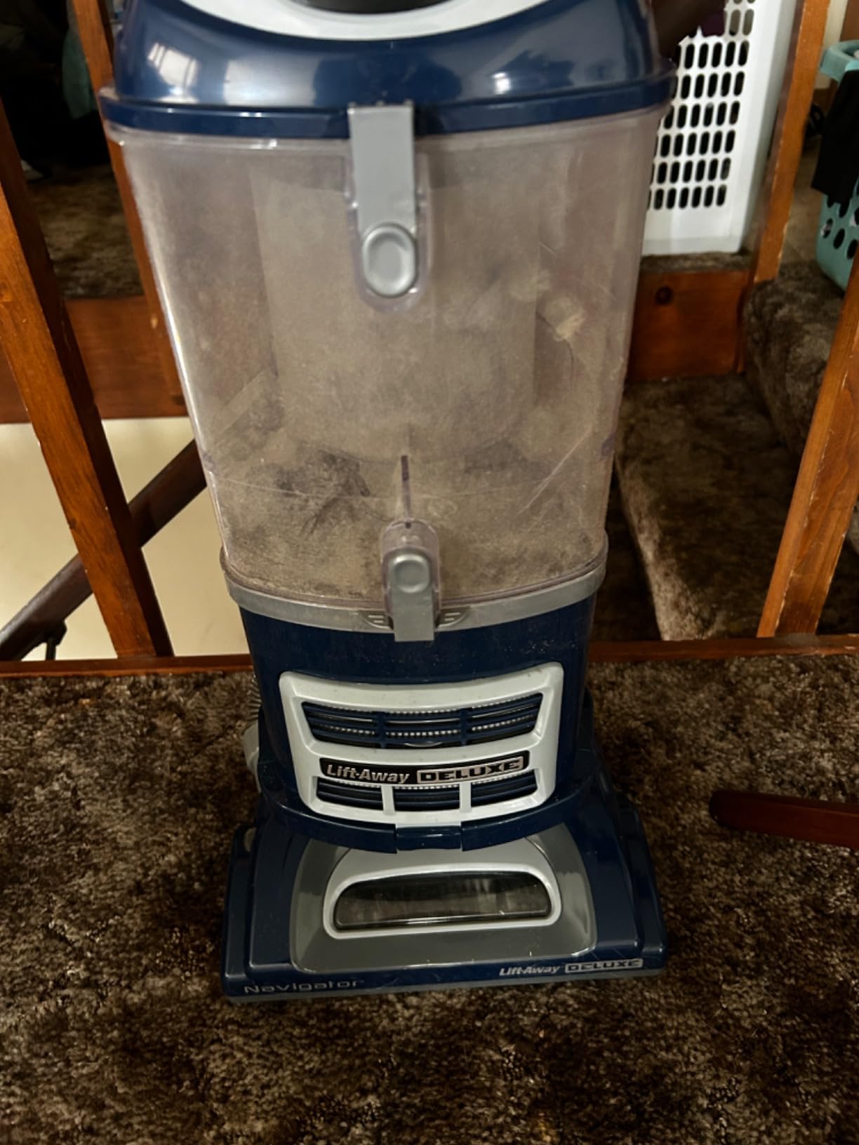 Shark NV352 Navigator Lift Away Upright Vacuum, Hepa Filter, Anti-Allergen Technology, Swivel Steering, Ideal for Carpet, Stairs, & Bare Floors, with Wide Upholstery & Crevice Tools, Lavender - Customer Photo 2