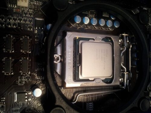 Intel Core i7-3770K Quad-Core Processor 3.5 GHz 8 MB Cache LGA 1155 - BX80637I73770K Customer Review Intel Core i7-3770K Quad-Core Processor 3.5 GHz 8 MB Cache LGA 1155 - BX80637I73770K - Customer Photo 2