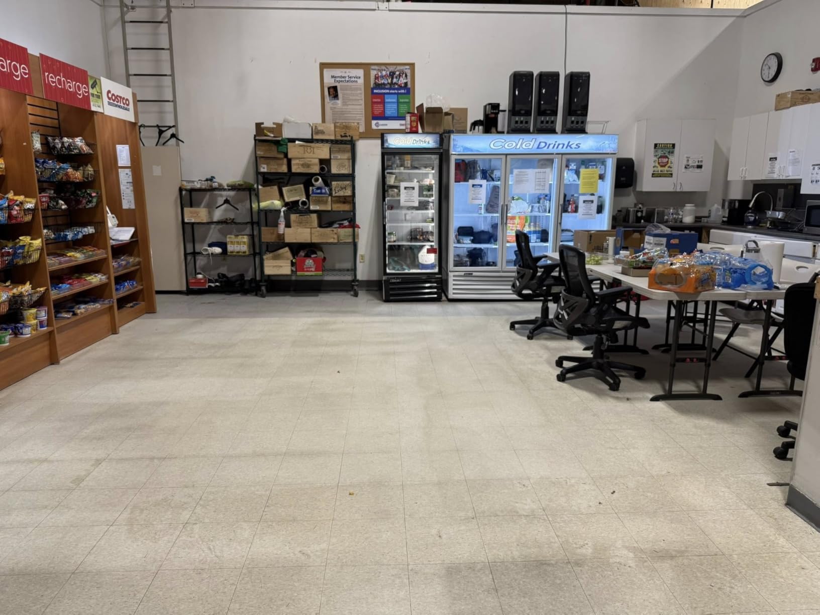 Oreck Commercial Orbiter Hard Floor Cleaner Machine Customer Review Oreck Commercial Orbiter Hard Floor Cleaner Machine - Customer Photo 1