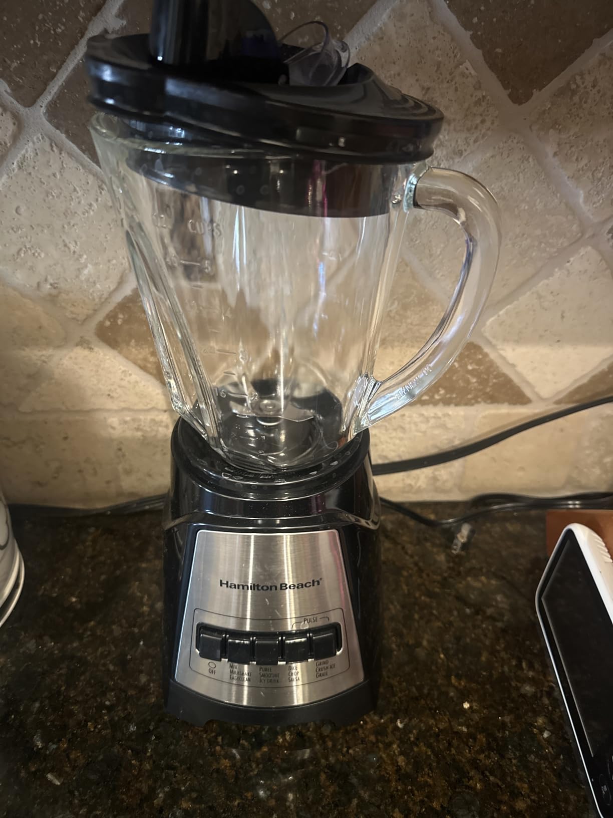 Hamilton Beach Power Elite Wave Action Blender For Smoothies, 40 Oz Glass Jar, 12 Functions Including Puree, Crush Ice, 700 Watts - Black (58148A) customer photo 2