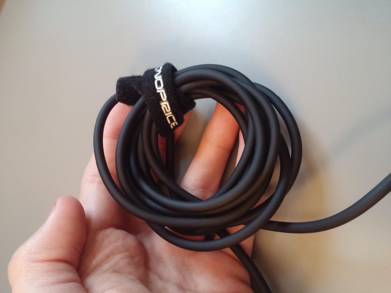 Audio-Technica ATH-M20x Professional Studio Monitor Headphones, Black (AUD ATHM20X) Customer Review Audio-Technica ATH-M20x Professional Studio Monitor Headphones, Black (AUD ATHM20X) - Customer Photo 3