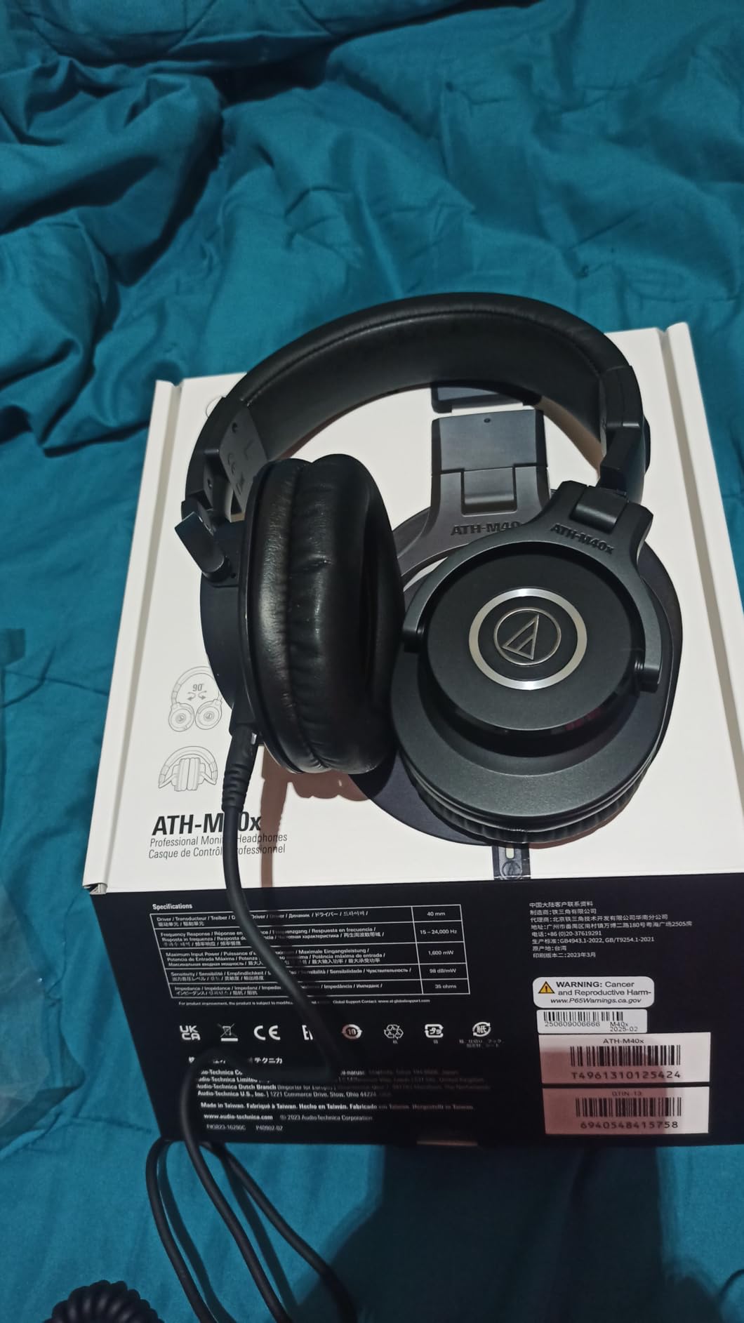 Audio-Technica ATH-M40x Professional Studio Monitor Headphone, Black Customer Review Audio-Technica ATH-M40x Professional Studio Monitor Headphone, Black - Customer Photo 1
