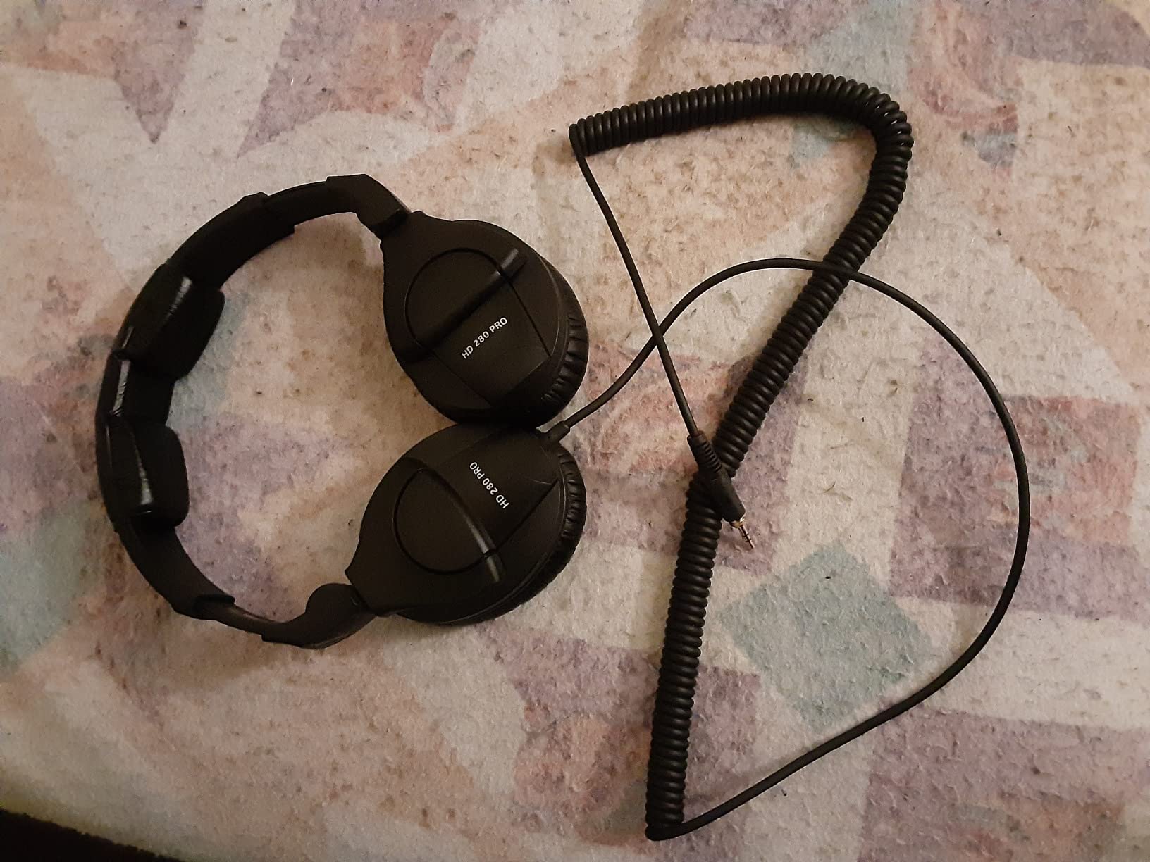 Sennheiser HD 280 Pro Headphone, Black Customer Review Sennheiser HD 280 Pro Headphone, Black - Customer Photo 1