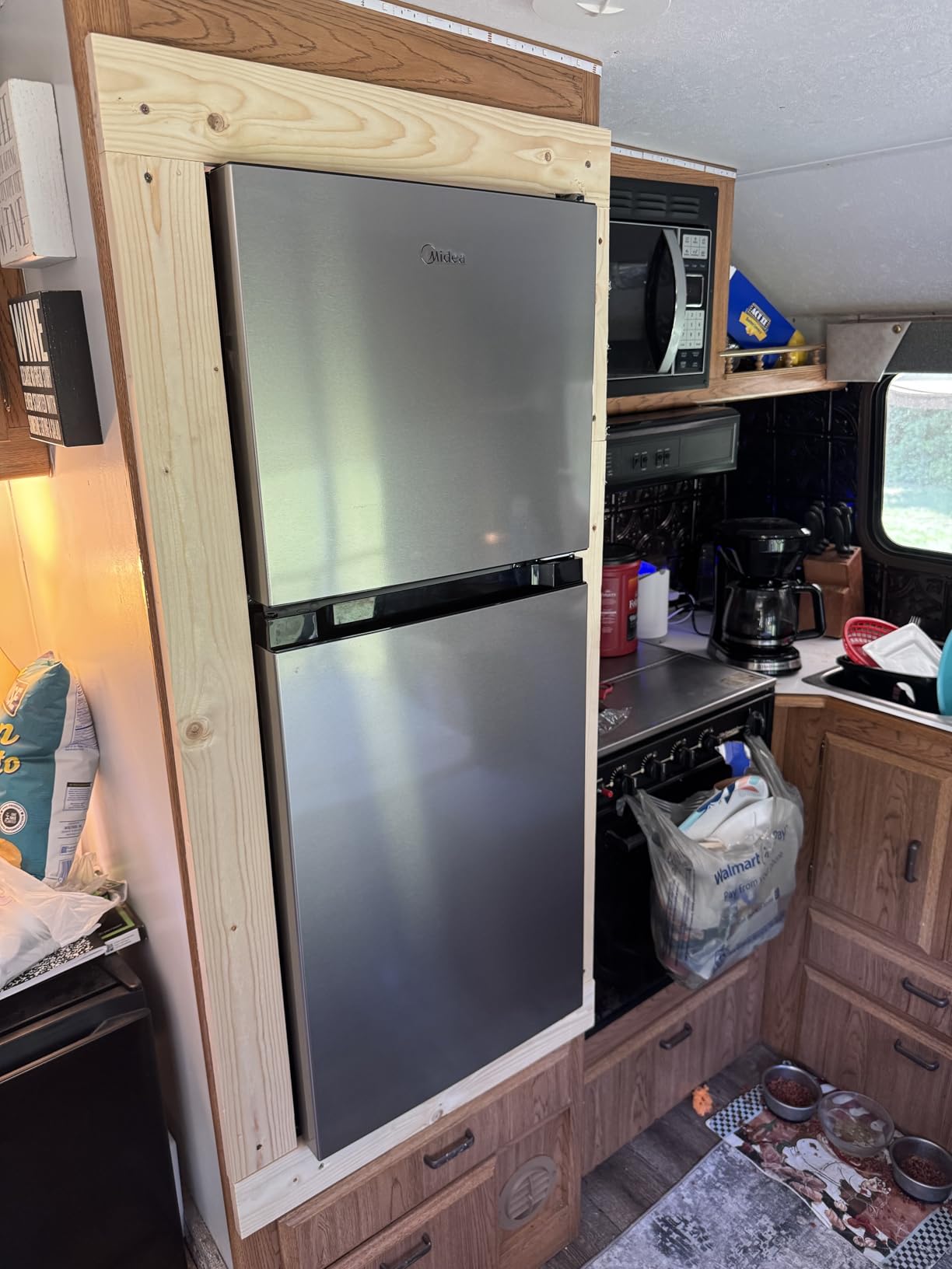 Midea WHD-113FB1 Double Door Mini Fridge with Freezer for Bedroom Office or Dorm with Adjustable Remove Glass Shelves Compact Refrigerator, 3.1 cu ft, Black Customer Review Midea WHD-113FB1 Double Door Mini Fridge with Freezer for Bedroom Office or Dorm with Adjustable Remove Glass Shelves Compact Refrigerator, 3.1 cu ft, Black - Customer Photo 1