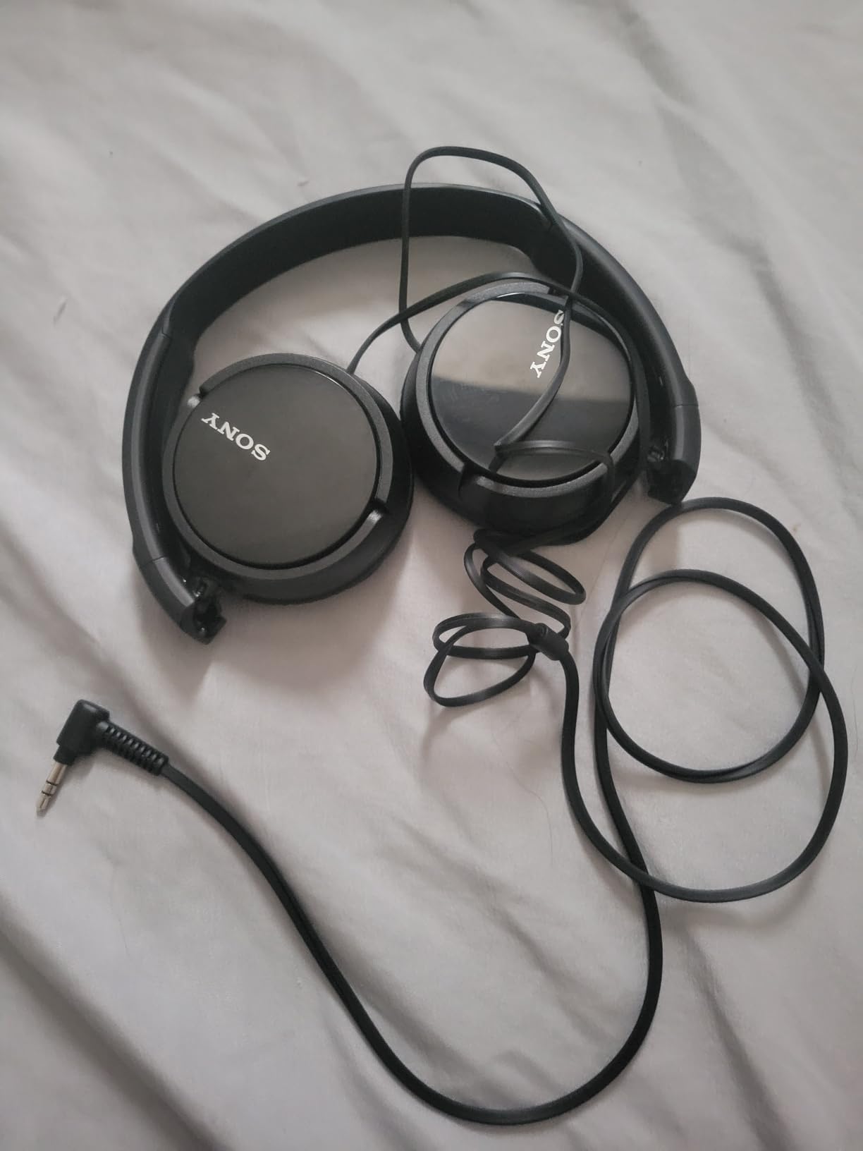 Sony ZX Series Wired On-Ear Headphones, White MDR-ZX110 Customer Review Sony ZX Series Wired On-Ear Headphones, White MDR-ZX110 - Customer Photo 1