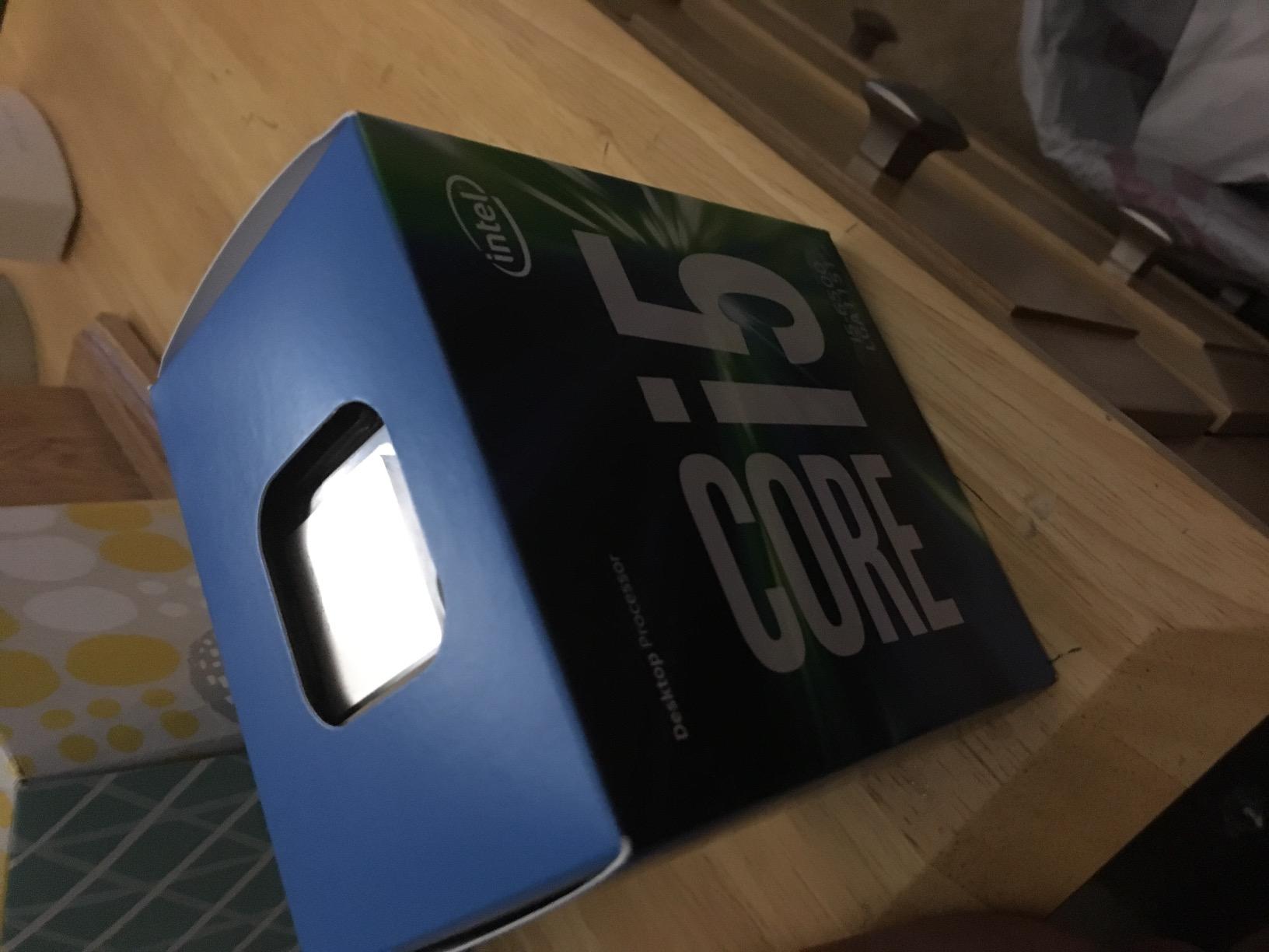 Intel Core i5 6500 3.20 GHz Quad Core Skylake Desktop Processor, Socket LGA 1151, 6MB Cache [BX80662I56500] - Customer Photo 3