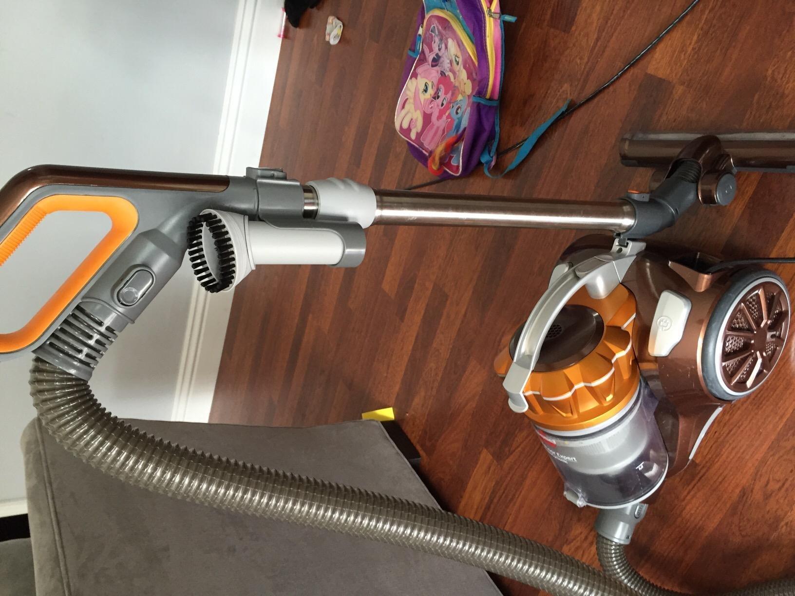 Bissell Hard Floor Expert Multi-Cyclonic Bagless Canister Vacuum, 1547 - Corded Customer Review Bissell Hard Floor Expert Multi-Cyclonic Bagless Canister Vacuum, 1547 - Corded - Customer Photo 2