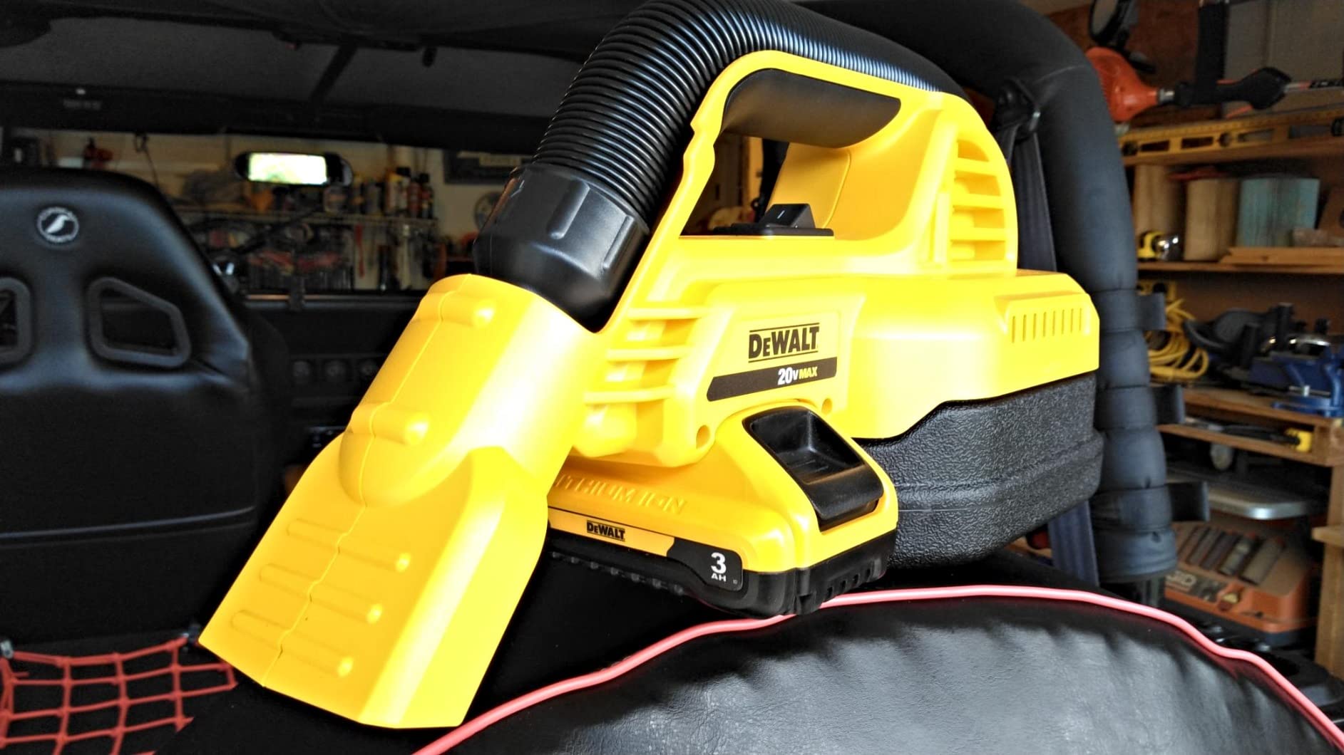 DEWALT 20V MAX Hand Vacuum, Cordless, for Wet or Dry Surfaces, 1/2-Gallon Tank, Washable Filter, Portable, Bare Tool Only (DCV517B) Customer Review DEWALT 20V MAX Hand Vacuum, Cordless, for Wet or Dry Surfaces, 1/2-Gallon Tank, Washable Filter, Portable, Bare Tool Only (DCV517B) - Customer Photo 1