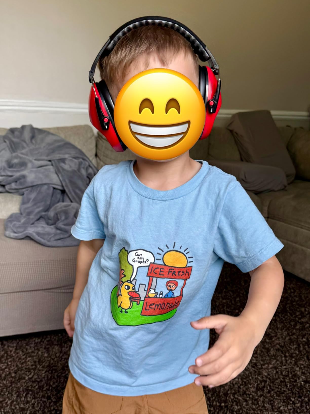 Dr.meter Ear Muffs for Noise Reduction: 27.4SNR Noise Cancelling Headphones for Kids Adults, EM100 Adjustable Hearing Protection Earmuffs for Monster Jam, Autism Sensory, Concerts, Fireworks Customer Review Dr.meter Ear Muffs for Noise Reduction: 27.4SNR Noise Cancelling Headphones for Kids Adults, EM100 Adjustable Hearing Protection Earmuffs for Monster Jam, Autism Sensory, Concerts, Fireworks - Customer Photo 2