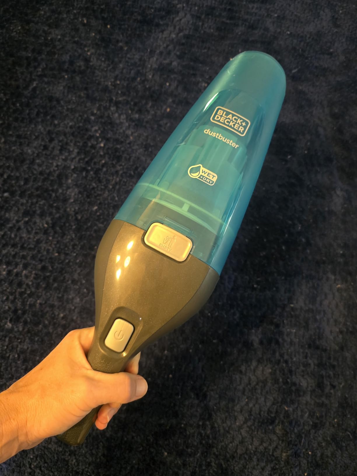BLACK+DECKER dustbuster Wet/Dry Handheld Vacuum, Cordless Hand Vac (HNVC215BW52) Customer Review BLACK+DECKER dustbuster Wet/Dry Handheld Vacuum, Cordless Hand Vac (HNVC215BW52) - Customer Photo 1