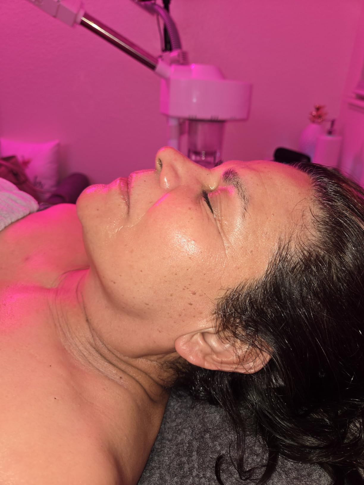 Diamond Microdermabrasion Machine, Yofuly 65-68cmHg Suction Power Professional Dermabrasion, Home Use Facial Skin Care Equipment customer photo 2