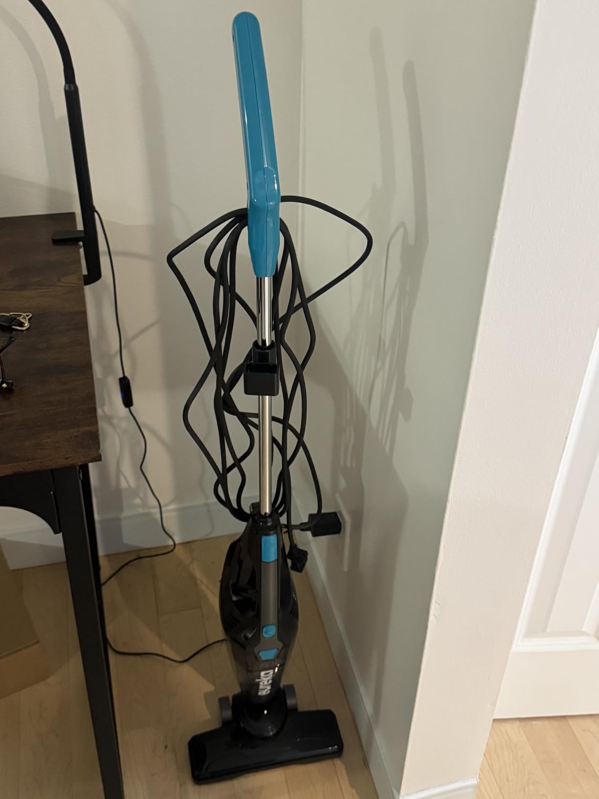 Eureka NES215A Blaze 3-in-1 Swivel Handheld & Stick Vacuum Cleaner, Blue - Customer Photo 1