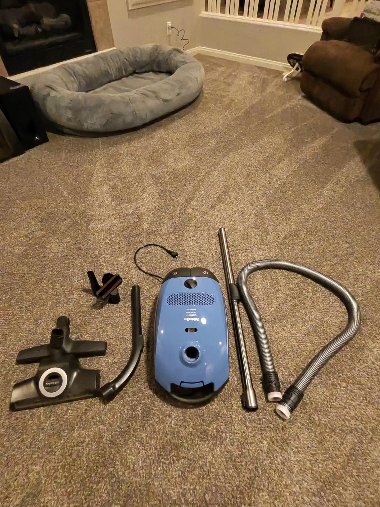 Miele Classic C1 Turbo Team Bagged Canister Vacuum, Tech Blue - Portable, Household Customer Review Miele Classic C1 Turbo Team Bagged Canister Vacuum, Tech Blue - Portable, Household - Customer Photo 1