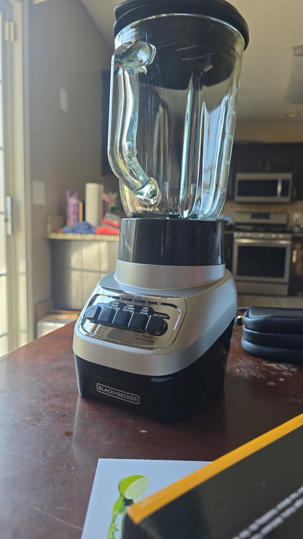 BLACK+DECKER PowerCrush Multi-Function Blender with 6-Cup Glass Jar, 4 Speed Settings, Silver customer photo 1