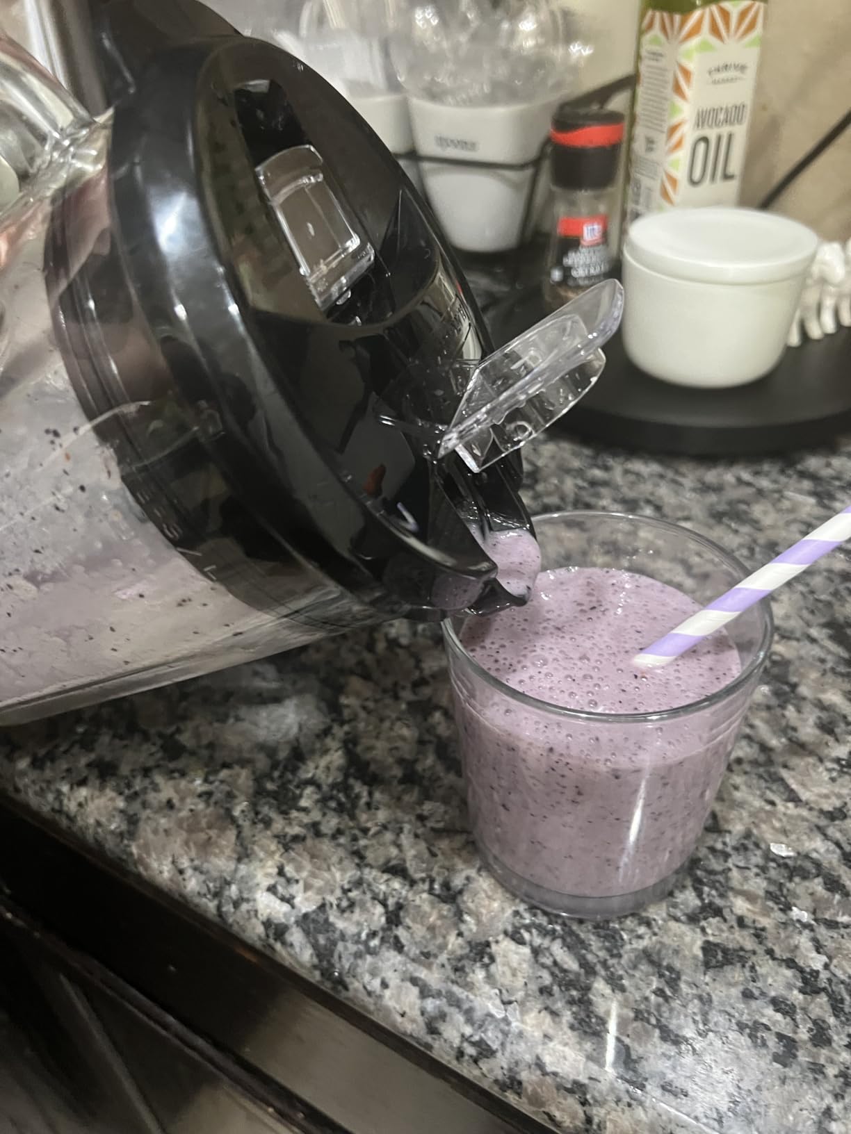 BLACK+DECKER PowerCrush Multi-Function Blender with 6-Cup Glass Jar, 4 Speed Settings, Silver customer photo 2