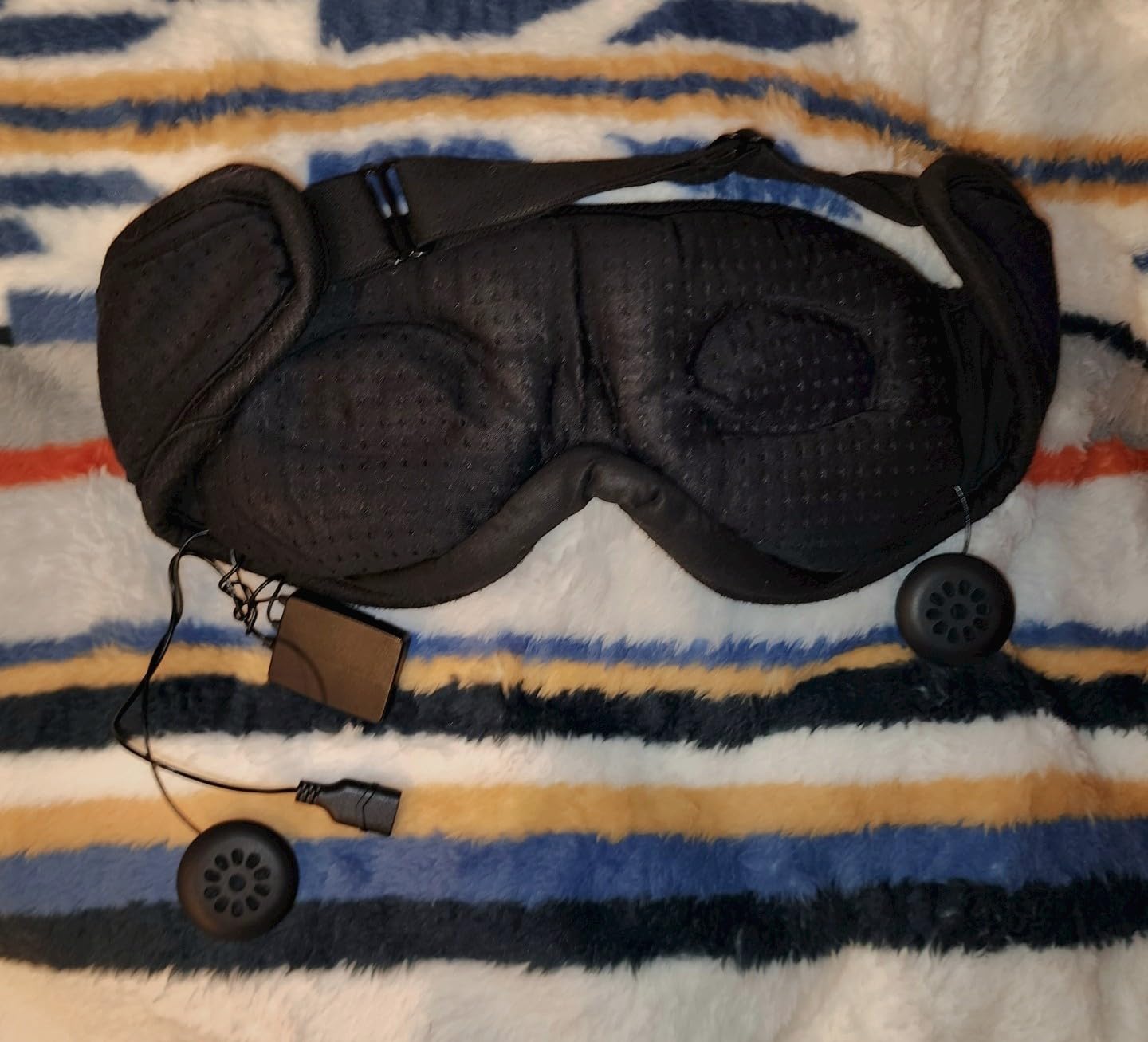 MUSICOZY Sleep Headphones, Bluetooth 5.4 Sleep Mask Headband Headphones Sleeping Eye Mask, Wireless Music Earbuds Earphones with HD Stereo Speakers for Side Sleepers, Cool Gadgets Unique Gift Customer Review MUSICOZY Sleep Headphones, Bluetooth 5.4 Sleep Mask Headband Headphones Sleeping Eye Mask, Wireless Music Earbuds Earphones with HD Stereo Speakers for Side Sleepers, Cool Gadgets Unique Gift - Customer Photo 1