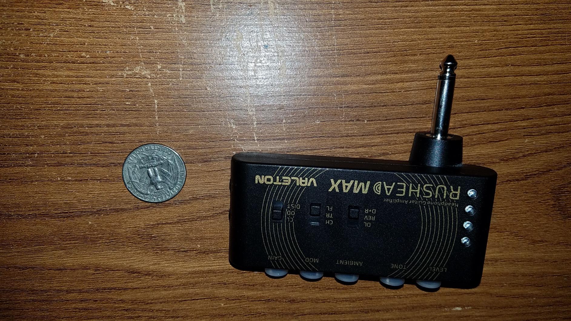Valeton Rushead Max USB Chargable Portable Pocket Guitar Bass Headphone Amp Carry-On Bedroom Plug-In Multi-Effects Customer Review Valeton Rushead Max USB Chargable Portable Pocket Guitar Bass Headphone Amp Carry-On Bedroom Plug-In Multi-Effects - Customer Photo 1