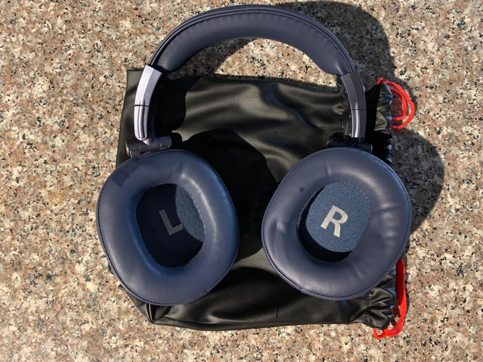 OneOdio A71 Hi-Res Studio Recording Headphones - Wired Over Ear Headphones with SharePort, Monitoring Mixing Foldable Headset with Stereo Sound, 3.5/6.35MM Jack for PC Computer DJ Guitar-Red - Customer Photo 1
