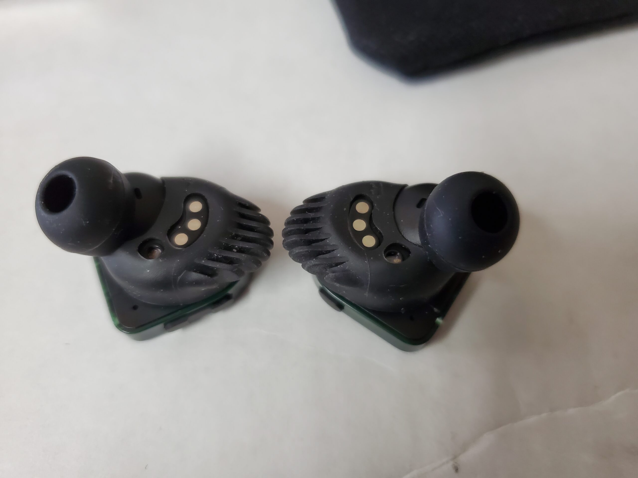 MW07 Plus True Wireless Earphones - Noise Cancelling with Mic Bluetooth, Lightweight in-Ear Headphones - Black Quartz Customer Review MW07 Plus True Wireless Earphones - Noise Cancelling with Mic Bluetooth, Lightweight in-Ear Headphones - Black Quartz - Customer Photo 1
