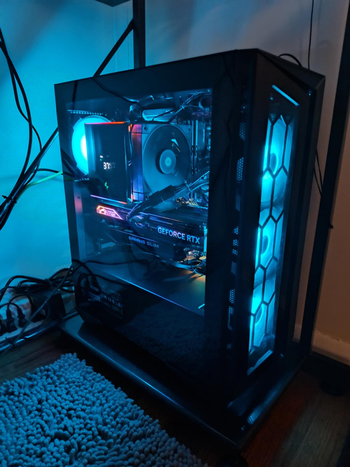 AMD Ryzen 9 5900X 12-core, 24-Thread Unlocked Desktop Processor Customer Review AMD Ryzen 9 5900X 12-core, 24-Thread Unlocked Desktop Processor - Customer Photo 3