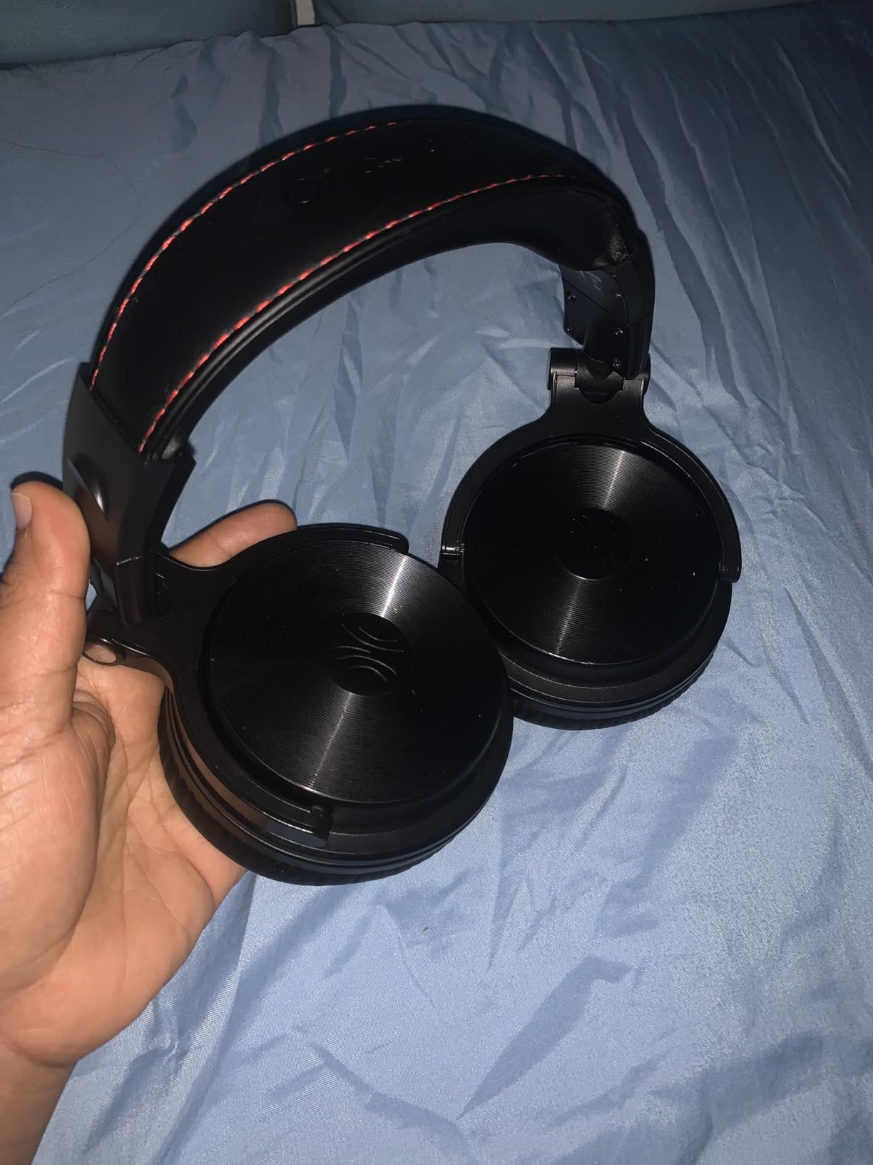 OneOdio Bluetooth Over Ear Headphones Customer Review OneOdio Bluetooth Over Ear Headphones - Customer Photo 1