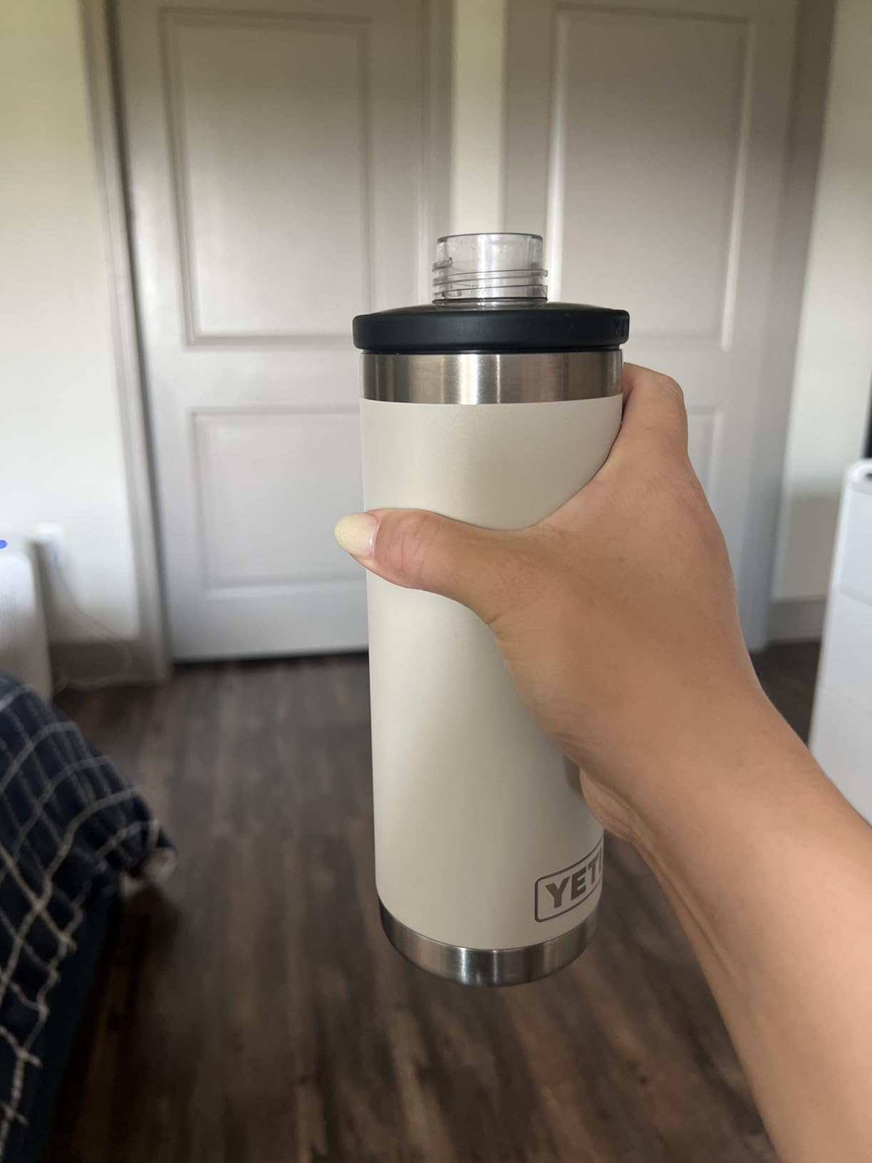 YETI Rambler 18 oz Bottle, Leakproof, Vacuum Insulated, Stainless Steel with Chug Cap Customer Review YETI Rambler 18 oz Bottle, Leakproof, Vacuum Insulated, Stainless Steel with Chug Cap - Customer Photo 2