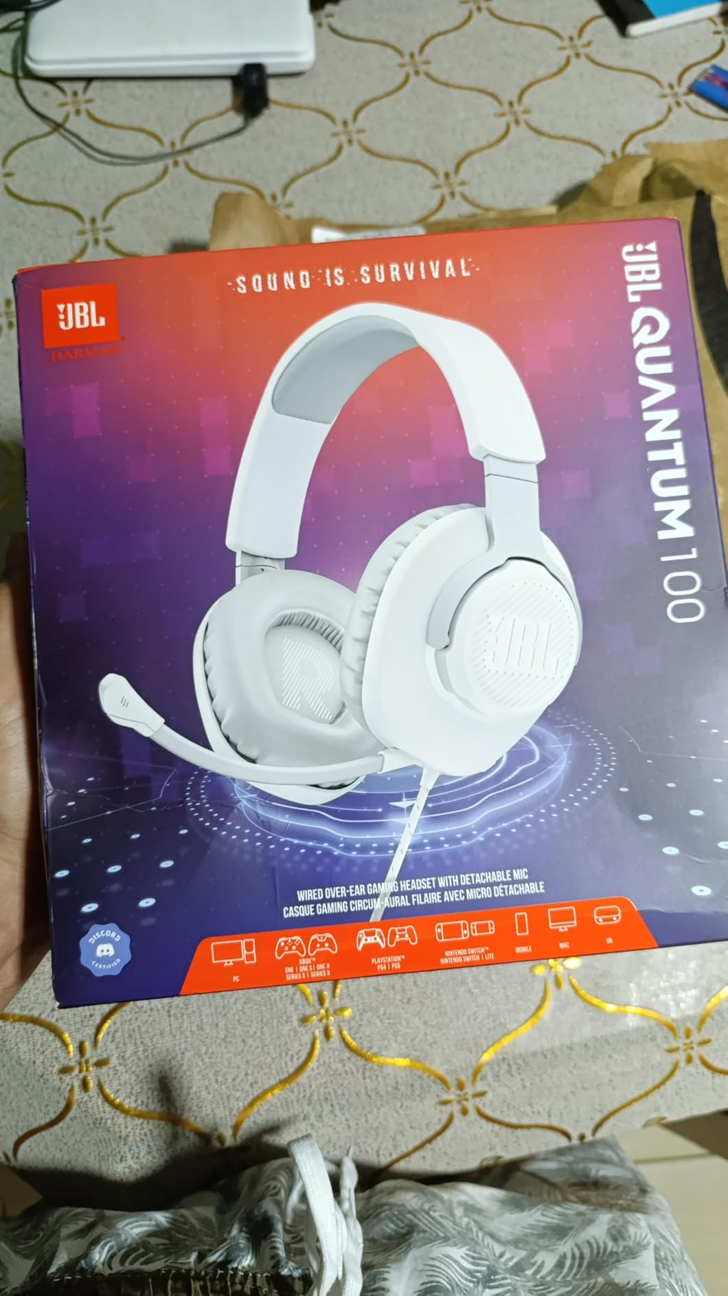 JBL Quantum 100 - Wired Over-Ear Gaming Headphones - Black, Large Customer Review JBL Quantum 100 - Wired Over-Ear Gaming Headphones - Black, Large - Customer Photo 1