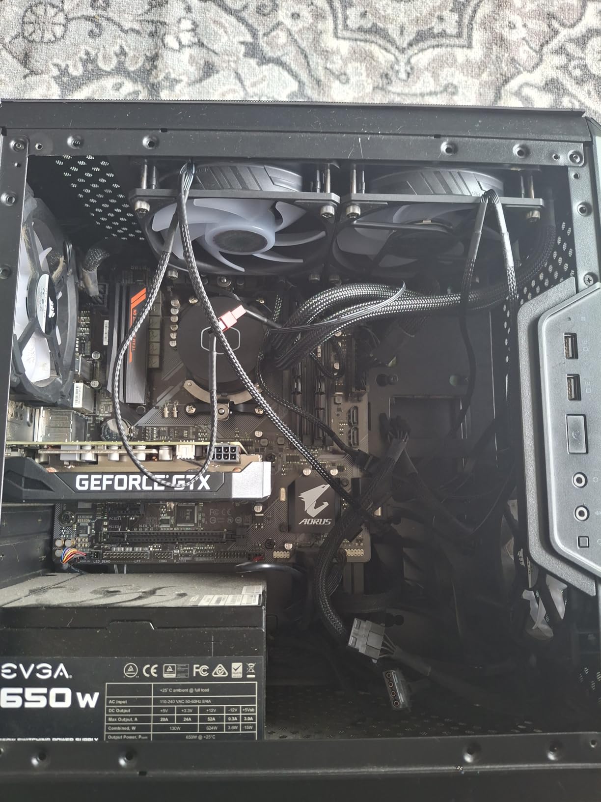 CoolerMaster MasterLiquid ML240L RGB V2, Close-Loop AIO CPU Liquid Cooler, Gen3 Dual Chamber Pump, 240mm Radiator, SickleFlow 120 PWM ARGB, AMD Ryzen AM5/AM4, Intel LGA1700/1200 customer photo 2