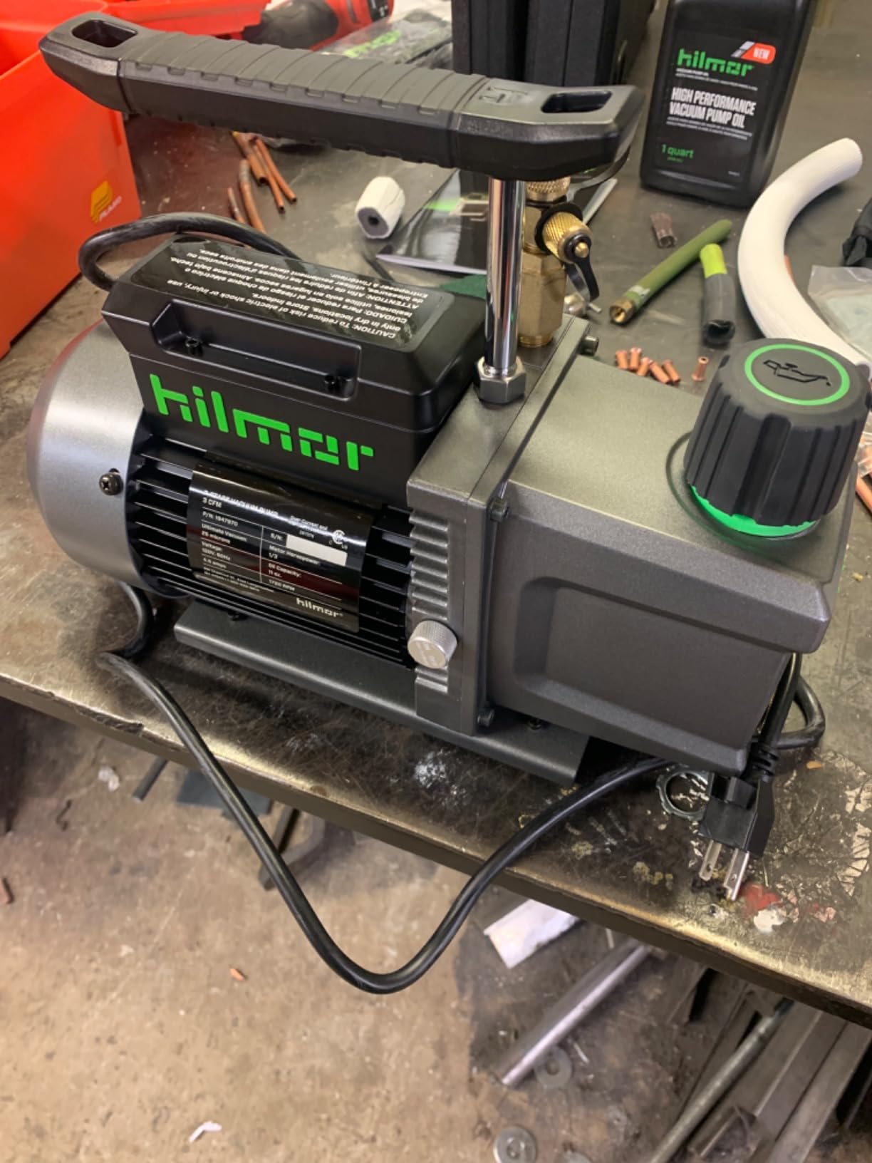 Hilmor 1950532 HVAC 12 CFM Vacuum Pump for HVAC Tools and Equipment, 120 Volts, 1 Horsepower, 15 oz. Oil Capacity, 7.6 amps, 2550 RPM Customer Review Hilmor 1950532 HVAC 12 CFM Vacuum Pump for HVAC Tools and Equipment, 120 Volts, 1 Horsepower, 15 oz. Oil Capacity, 7.6 amps, 2550 RPM - Customer Photo 1