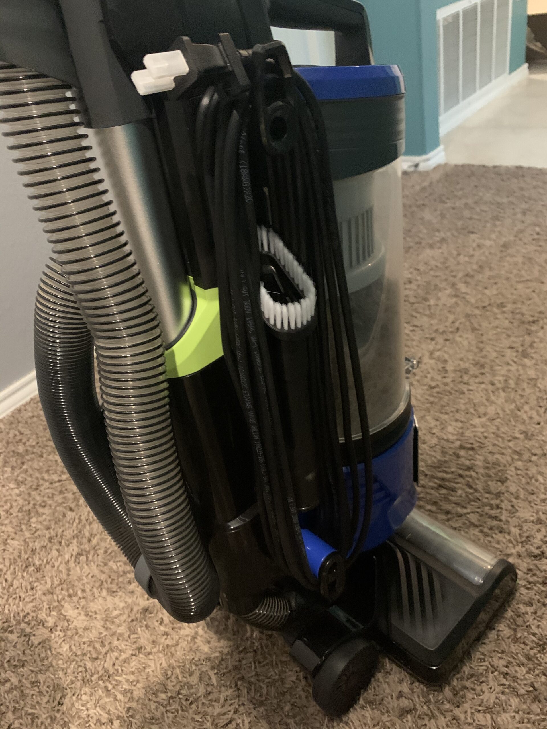 Bissell MultiClean Allergen Pet Upright Vacuum with HEPA Seal System, 2999 Customer Review Bissell MultiClean Allergen Pet Upright Vacuum with HEPA Seal System, 2999 - Customer Photo 1