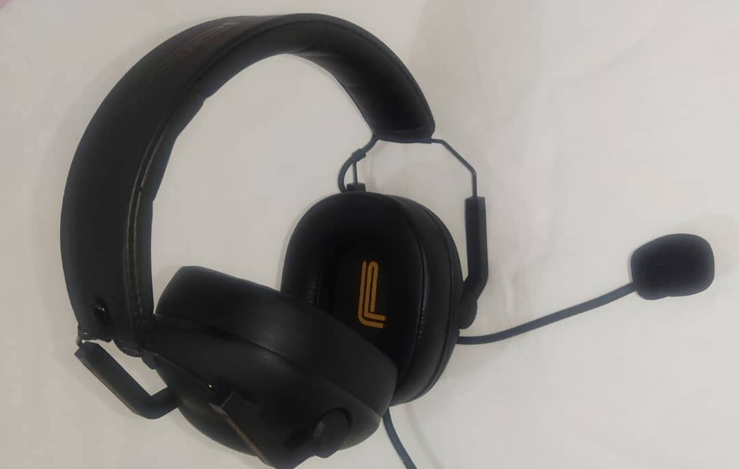 SENZER SG500 Surround Sound Pro Gaming Headset with Noise Cancelling Microphone - Soft Memory Foam Padding - Portable Foldable Headphones for PC, PS4, PS5, Xbox One, Switch - Black Customer Review SENZER SG500 Surround Sound Pro Gaming Headset with Noise Cancelling Microphone - Soft Memory Foam Padding - Portable Foldable Headphones for PC, PS4, PS5, Xbox One, Switch - Black - Customer Photo 1