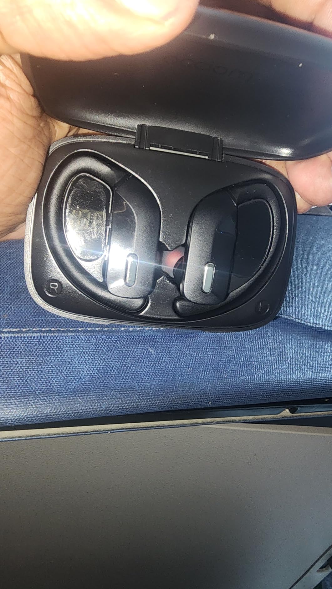 occiam Wireless Earbuds Bluetooth Headphones 48H Play Back Earphones in Ear Waterproof with Microphone LED Display for Sports Running Workout Black Customer Review occiam Wireless Earbuds Bluetooth Headphones 48H Play Back Earphones in Ear Waterproof with Microphone LED Display for Sports Running Workout Black - Customer Photo 2