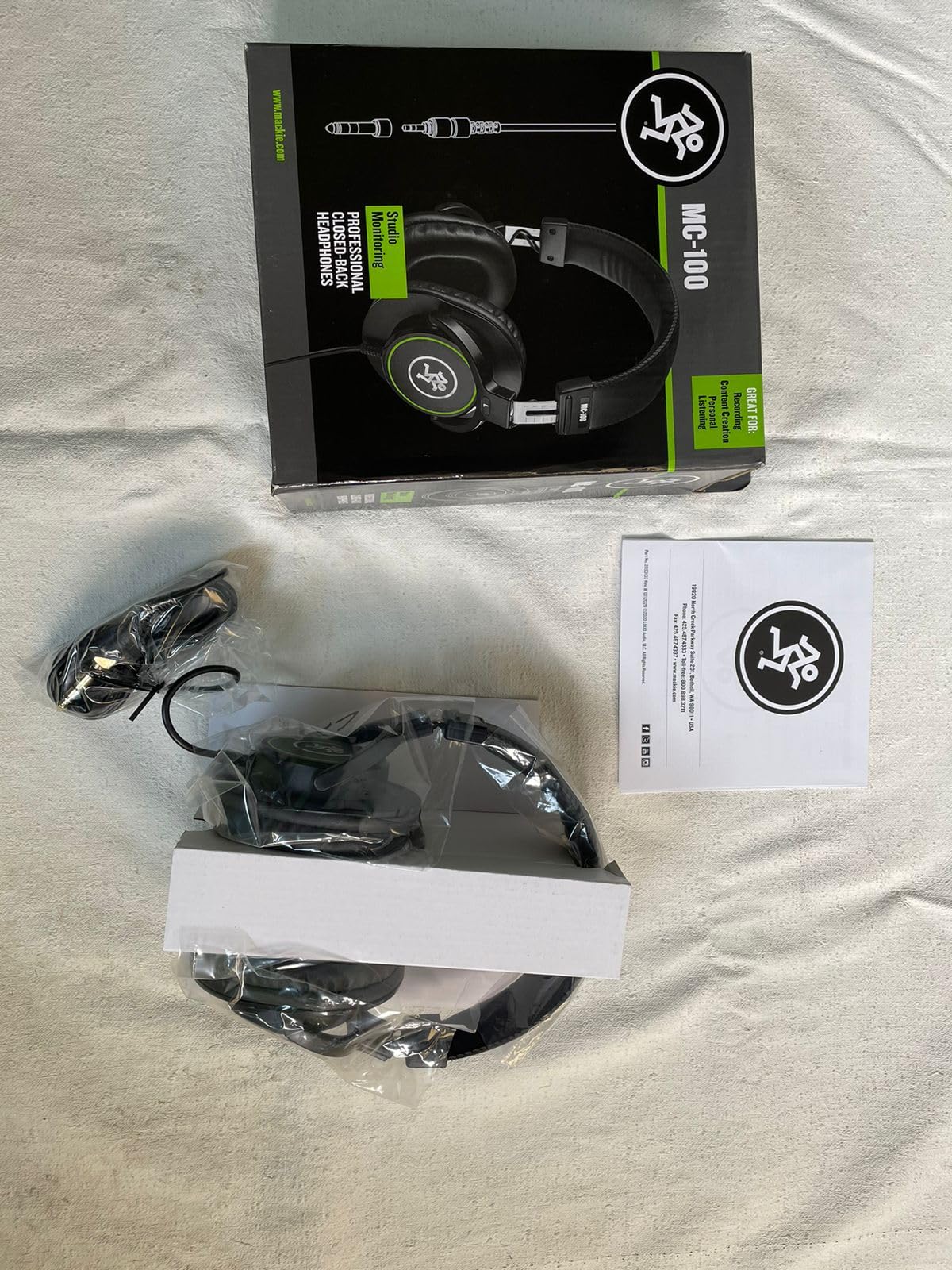 Mackie MC Series, Professional Closed-Back Headphones (MC-100) Customer Review Mackie MC Series, Professional Closed-Back Headphones (MC-100) - Customer Photo 3