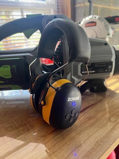 ZOHAN EM037 Bluetooth Hearing Protection, 30dB SNR Noise Reduction Ear Protection with 1500mAh Rechargeable Battery, Headphones with 40H playtime for Mowing, Snowblowing, Construction, Workshops Customer Review ZOHAN EM037 Bluetooth Hearing Protection, 30dB SNR Noise Reduction Ear Protection with 1500mAh Rechargeable Battery, Headphones with 40H playtime for Mowing, Snowblowing, Construction, Workshops - Customer Photo 1
