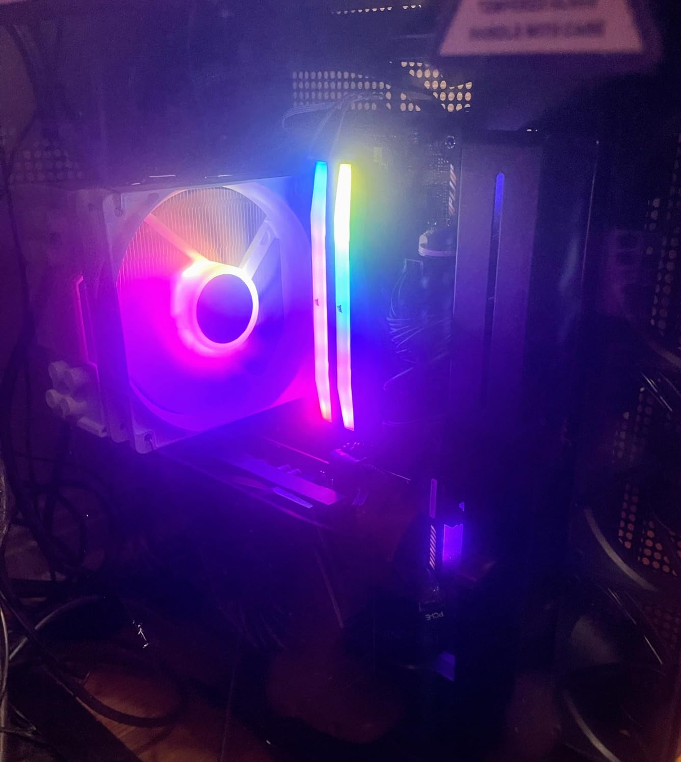ID-COOLING SE-214-XT ARGB CPU Cooler 4 Heatpipes CPU Air Cooler ARGB Light Sync with Motherboard(5V 3-PIN Connector) CPU Fan for Intel/AMD, LGA 1700 Compatible Customer Review ID-COOLING SE-214-XT ARGB CPU Cooler 4 Heatpipes CPU Air Cooler ARGB Light Sync with Motherboard(5V 3-PIN Connector) CPU Fan for Intel/AMD, LGA 1700 Compatible - Customer Photo 1
