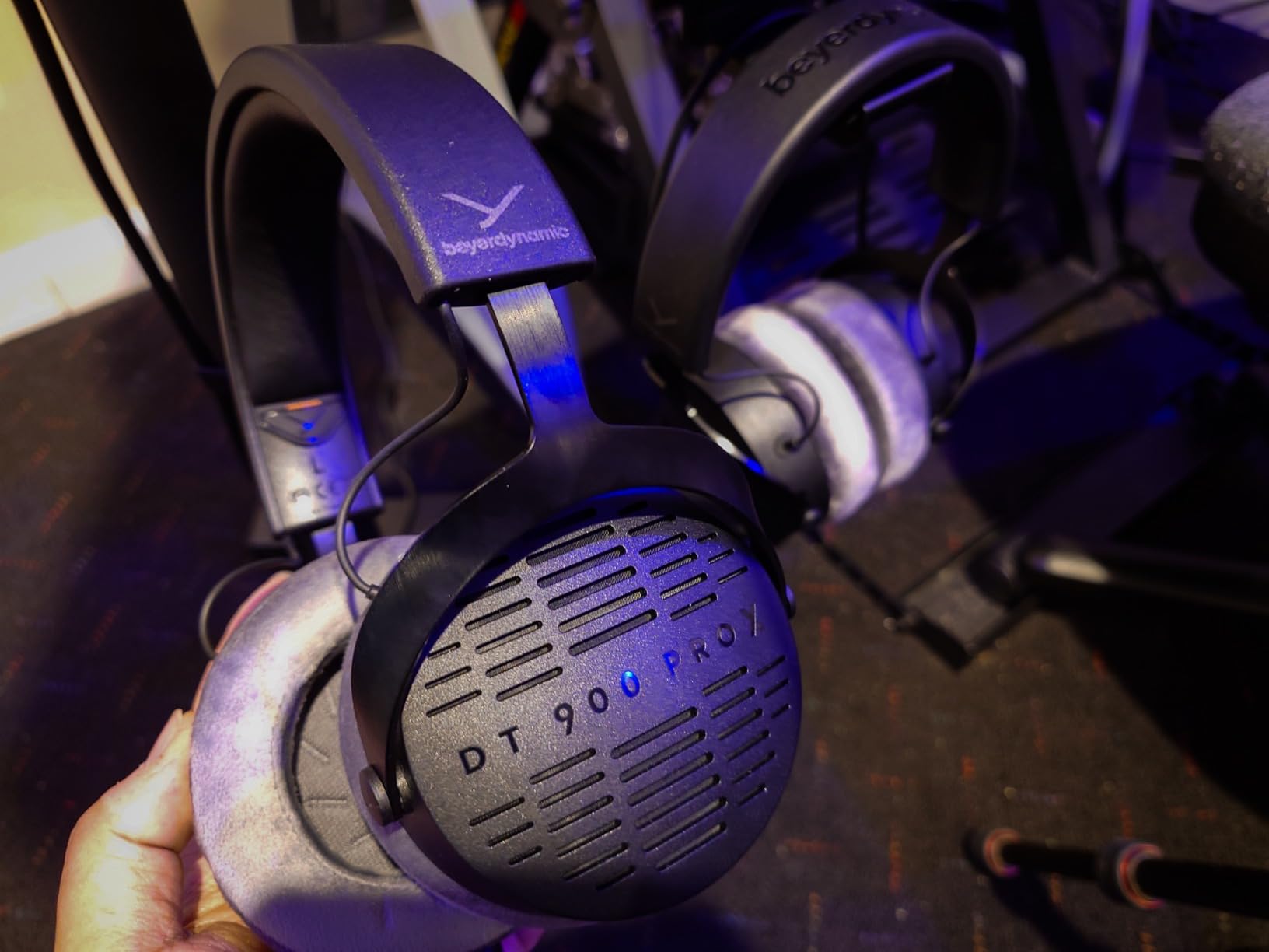 beyerdynamic DT 700 PRO X Closed-Back Studio Headphones with Stellar.45 Driver for Recording and Monitoring on All Playback Devices Customer Review beyerdynamic DT 700 PRO X Closed-Back Studio Headphones with Stellar.45 Driver for Recording and Monitoring on All Playback Devices - Customer Photo 2