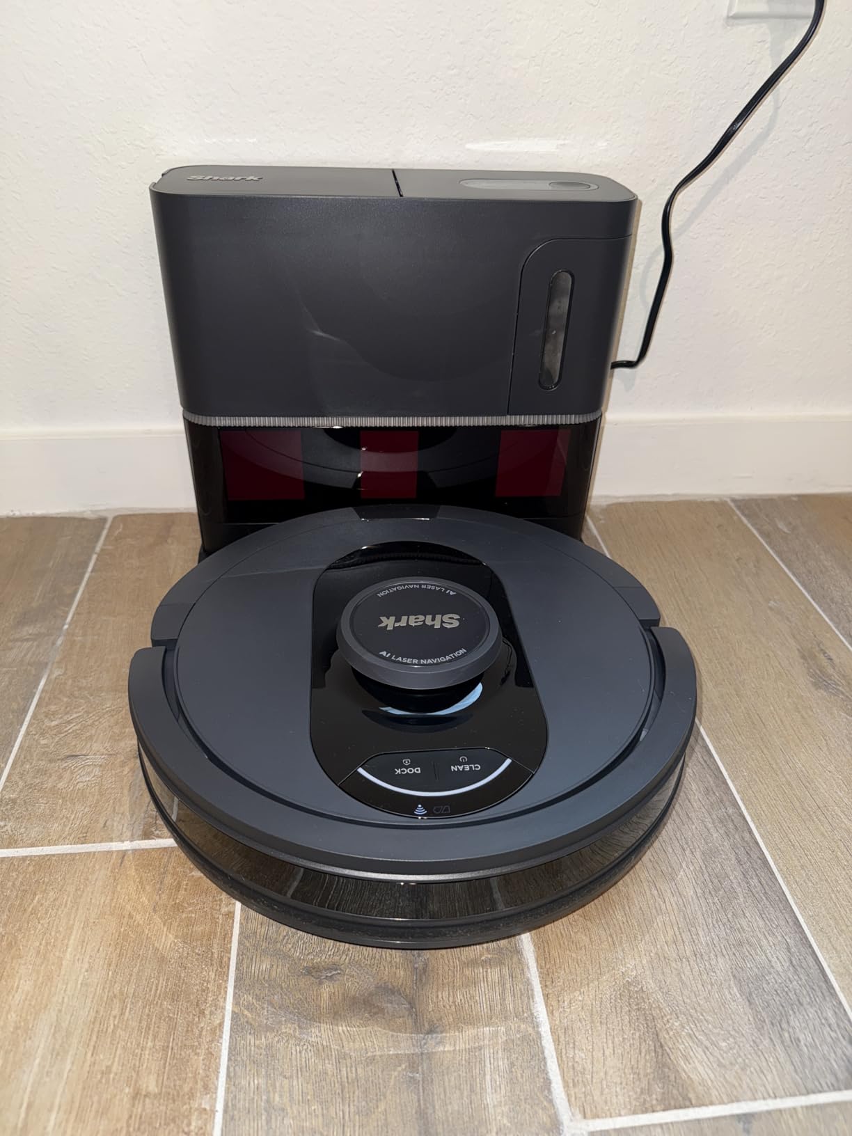 Shark AV2501S AI Ultra Robot Vacuum, with Matrix Clean, Home Mapping, 30-Day Capacity HEPA Bagless Self Empty Base Customer Review Shark AV2501S AI Ultra Robot Vacuum, with Matrix Clean, Home Mapping, 30-Day Capacity HEPA Bagless Self Empty Base - Customer Photo 1