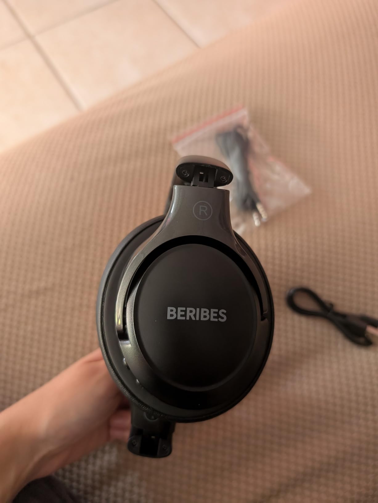 BERIBES Bluetooth Headphones Over Ear, 65H Playtime and 6 EQ Music Modes Wireless Headphones with Microphone, HiFi Stereo Foldable Lightweight Headset, Deep Bass for Home Office Cellphone PC Ect. - Customer Photo 2