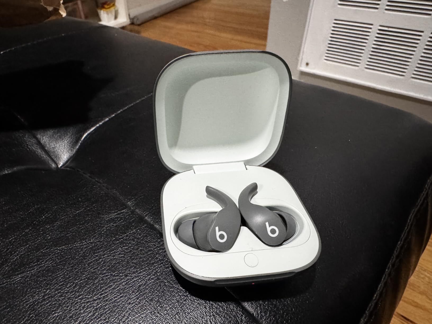 Beats Fit Pro True Wireless Noise Cancelling in-Ear Headphones - Black, MK2F3LL/A (Renewed) Customer Review Beats Fit Pro True Wireless Noise Cancelling in-Ear Headphones - Black, MK2F3LL/A (Renewed) - Customer Photo 1