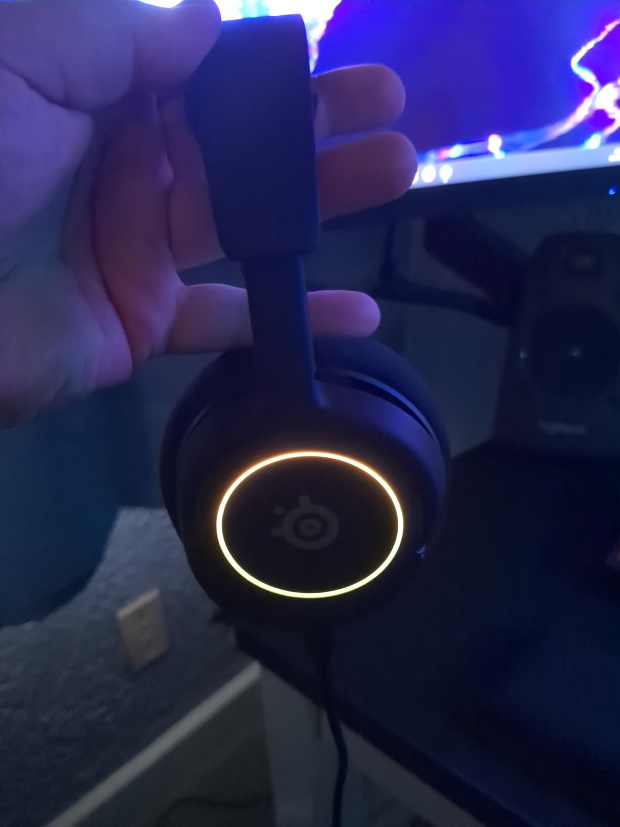 SteelSeries New Arctis Nova 3 Multi-Platform Gaming Headset - Signature Arctis Sound - ClearCast Gen 2 Mic - PC, PS5/PS4, Xbox Series X|S, Switch, Mobile,Black Customer Review SteelSeries New Arctis Nova 3 Multi-Platform Gaming Headset - Signature Arctis Sound - ClearCast Gen 2 Mic - PC, PS5/PS4, Xbox Series X|S, Switch, Mobile,Black - Customer Photo 1