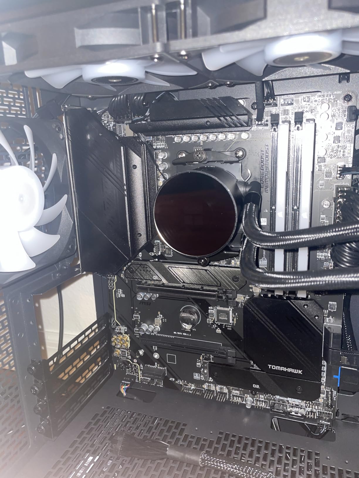 Thermalright Frozen Notte 360 White ARGB V2 Water Cooling CPU Cooler, 360 Specification CPU Liquid Cooler,3 PWM Fans, S-FDB Bearings, Suitable for AMD:AM4/AM5, Intel LGA 1851/1700/115X/1200/2011 Customer Review Thermalright Frozen Notte 360 White ARGB V2 Water Cooling CPU Cooler, 360 Specification CPU Liquid Cooler,3 PWM Fans, S-FDB Bearings, Suitable for AMD:AM4/AM5, Intel LGA 1851/1700/115X/1200/2011 - Customer Photo 2
