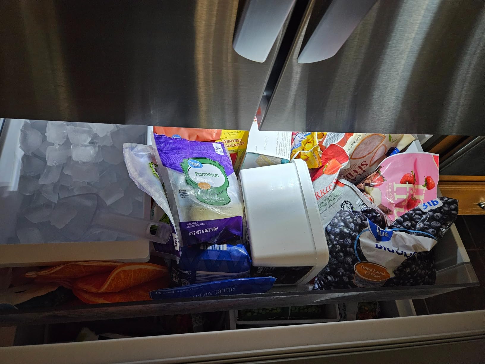 LG LRFLC2706S French Door Smart Refrigerator in Stainless Steel, PrintProof Customer Review LG LRFLC2706S French Door Smart Refrigerator in Stainless Steel, PrintProof - Customer Photo 2