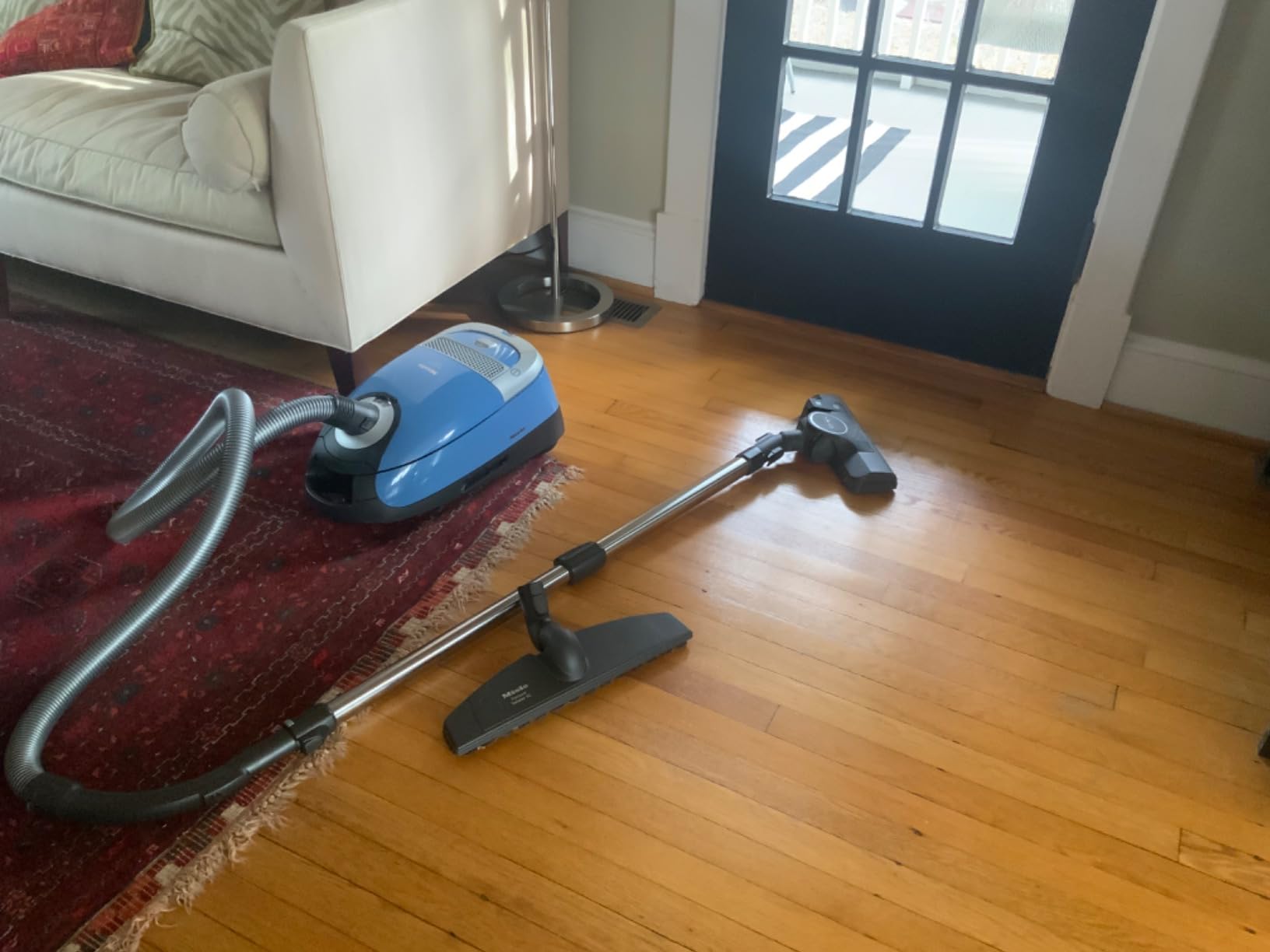 Miele Complete C2 Hardfloor Bagged Canister Vacuum Cleaner with High Suction Power, Designed for Special Care of Hard Floors and Low-Pile Carpet, in Tech Blue Customer Review Miele Complete C2 Hardfloor Bagged Canister Vacuum Cleaner with High Suction Power, Designed for Special Care of Hard Floors and Low-Pile Carpet, in Tech Blue - Customer Photo 1