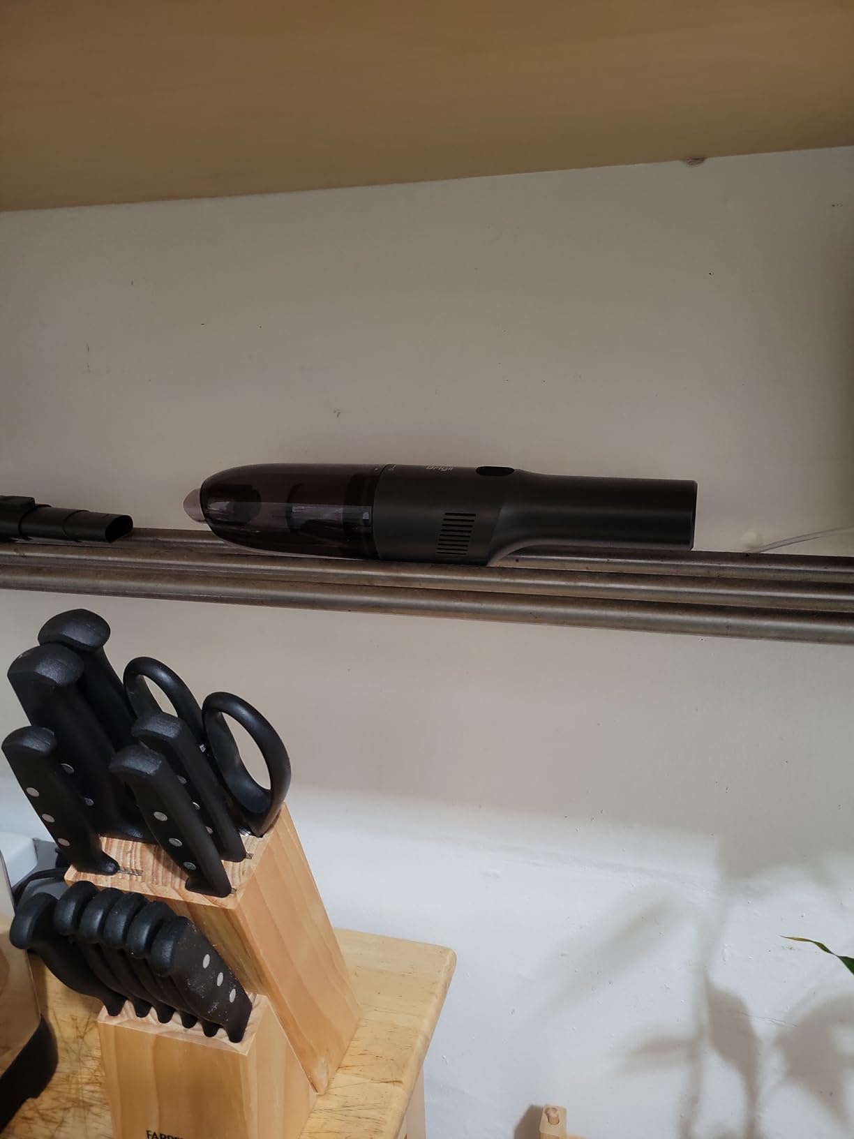 Brigii Pet Hair Vacuum with Anti-Tangle Hair Tool, Cordless Stairs Vacuum, 12KPA/25AW Handheld Vacuum with BRUSHLESS DC Motor Customer Review Brigii Pet Hair Vacuum with Anti-Tangle Hair Tool, Cordless Stairs Vacuum, 12KPA/25AW Handheld Vacuum with BRUSHLESS DC Motor - Customer Photo 1