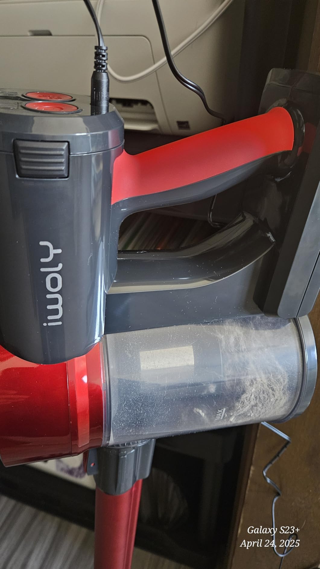 iwoly C150 Cordless Vacuum Cleaner Rechargeable with 2200mAh Detachable Battery, 18000Pa Cyclone Vacuum with HEPA Filter, Lightweight Portable Handheld Stick Vacuum for Hard Floor Car Cleaning Customer Review iwoly C150 Cordless Vacuum Cleaner Rechargeable with 2200mAh Detachable Battery, 18000Pa Cyclone Vacuum with HEPA Filter, Lightweight Portable Handheld Stick Vacuum for Hard Floor Car Cleaning - Customer Photo 1