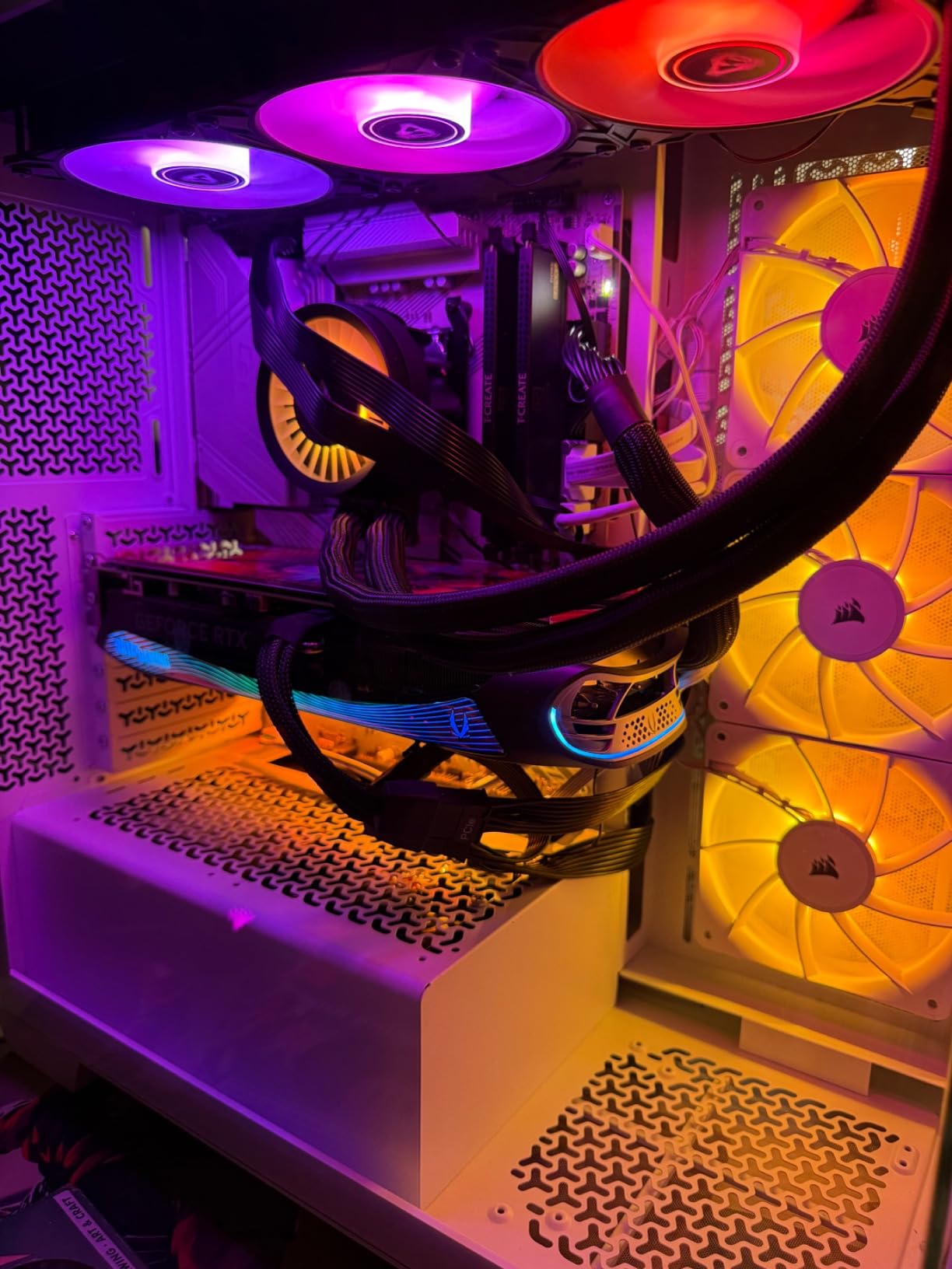 ZOTAC Gaming GeForce RTX 4070 Ti AMP AIRO Graphics Card Customer Review ZOTAC Gaming GeForce RTX 4070 Ti AMP AIRO Graphics Card - Customer Photo 2