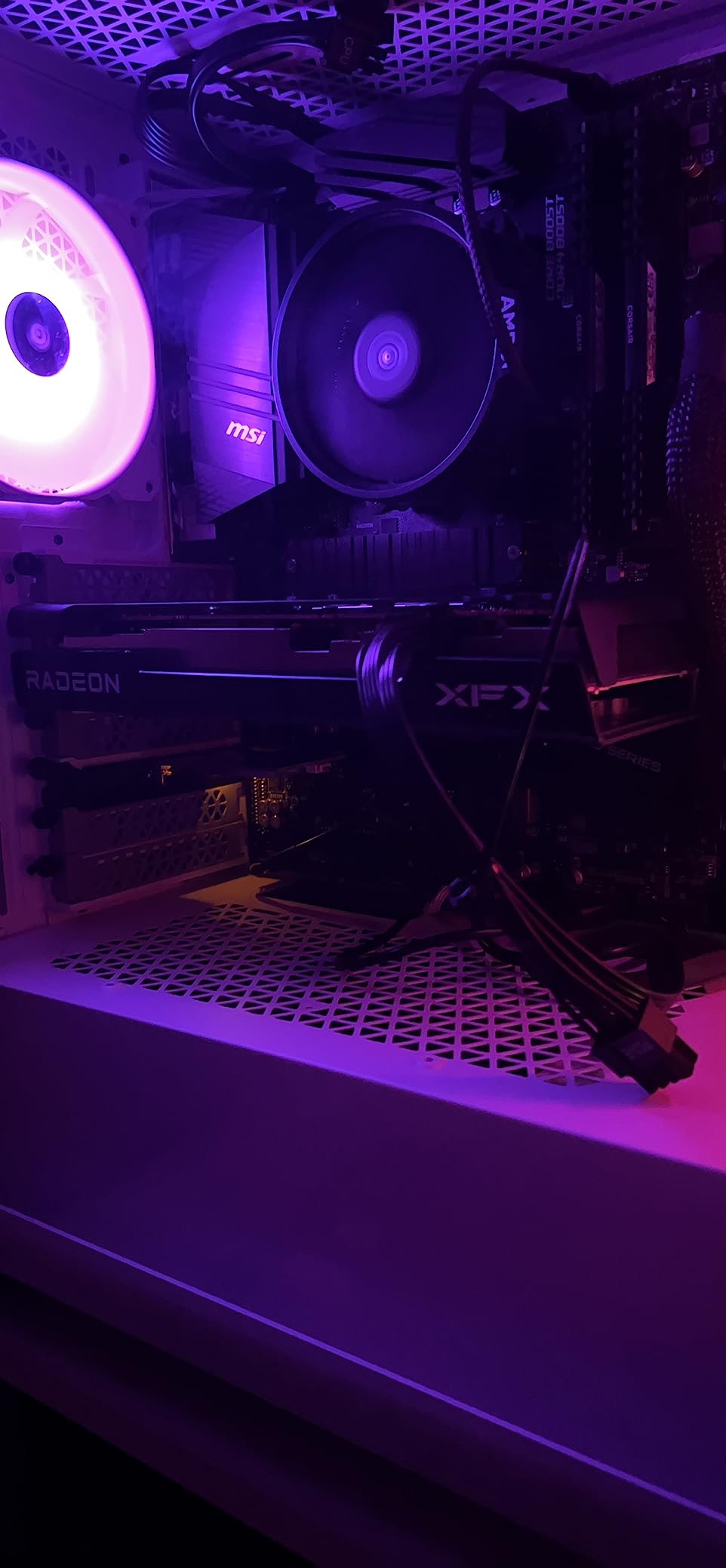 XFX Speedster SWFT210 Radeon RX 7600 Graphics Card with 8GB GDDR6 HDMI 3xDP, AMD RDNA 3 RX-76PSWFTFY Customer Review XFX Speedster SWFT210 Radeon RX 7600 Graphics Card with 8GB GDDR6 HDMI 3xDP, AMD RDNA 3 RX-76PSWFTFY - Customer Photo 1