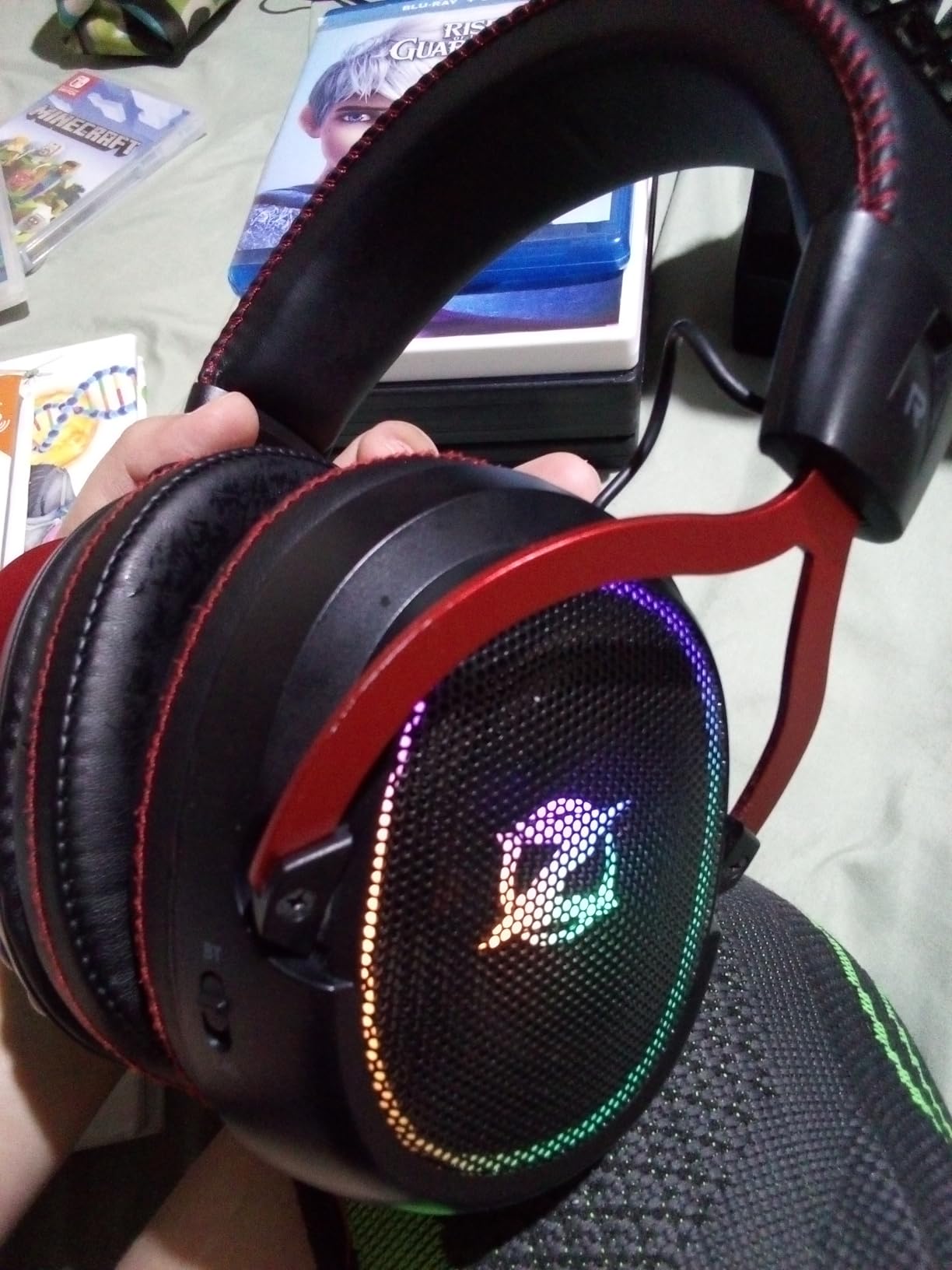 Ozeino Wireless Gaming Headset for Ps5 Ps4 PC Laptop Switch -2.4GHz Wireless Headphones with Detachable Noise Canceling Microphone 40H Playtime, Black Customer Review Ozeino Wireless Gaming Headset for Ps5 Ps4 PC Laptop Switch -2.4GHz Wireless Headphones with Detachable Noise Canceling Microphone 40H Playtime, Black - Customer Photo 1