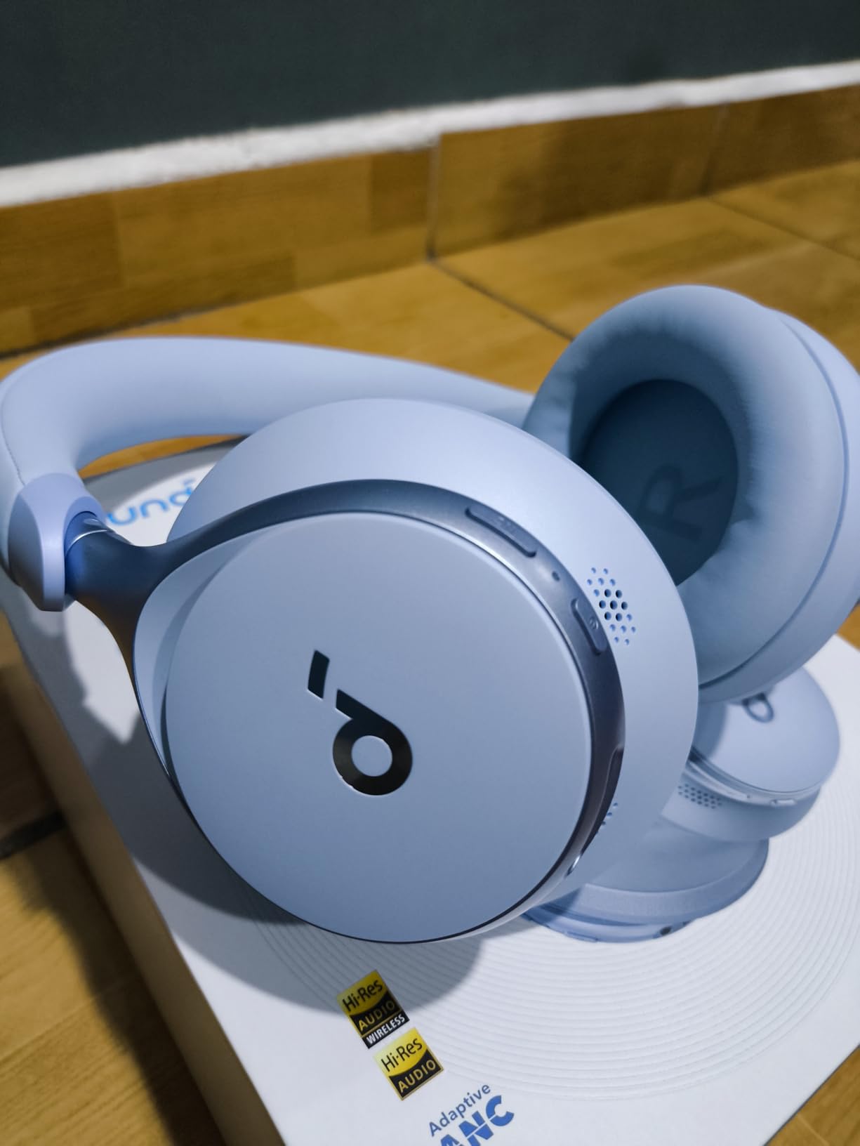 Soundcore by Anker, Space One, Active Noise Cancelling Headphones, 2X Stronger Voice Reduction, 40H ANC Playtime, App Control, LDAC Hi-Res Wireless Audio, Comfortable Fit, Clear Calls, Bluetooth 5.3 Customer Review Soundcore by Anker, Space One, Active Noise Cancelling Headphones, 2X Stronger Voice Reduction, 40H ANC Playtime, App Control, LDAC Hi-Res Wireless Audio, Comfortable Fit, Clear Calls, Bluetooth 5.3 - Customer Photo 2